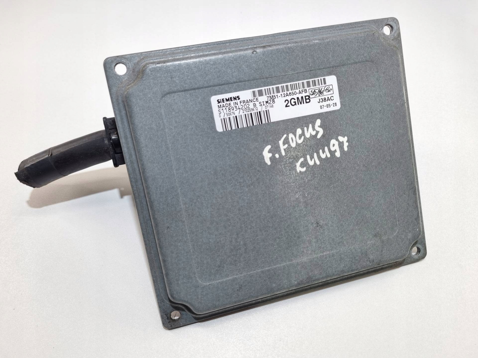 control unit of the engine Ford Focus 2 2007 7M51-12A650-AFB