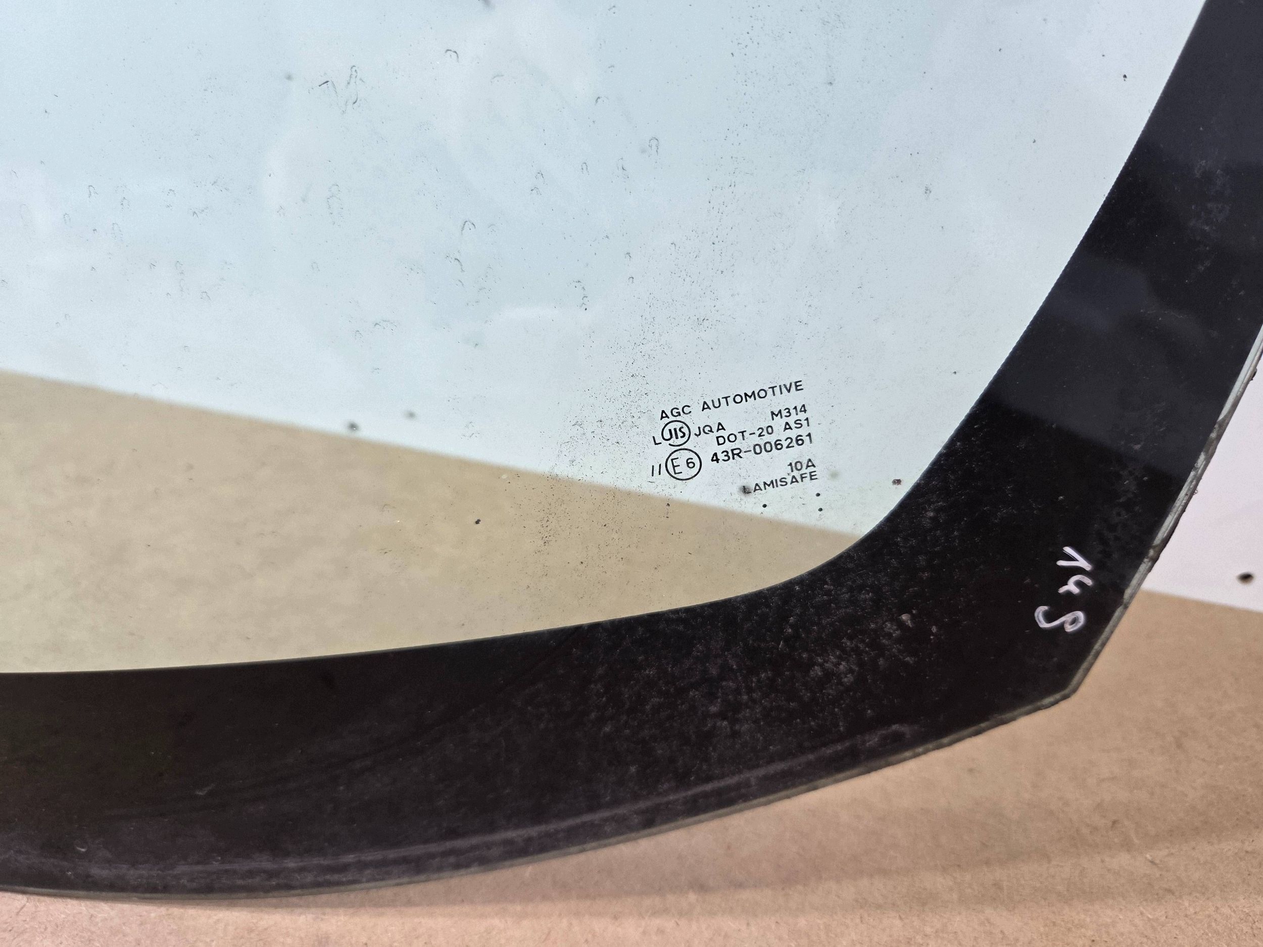 Mitsubishi ASX FENSTER vorne 43R006261 (ST208)