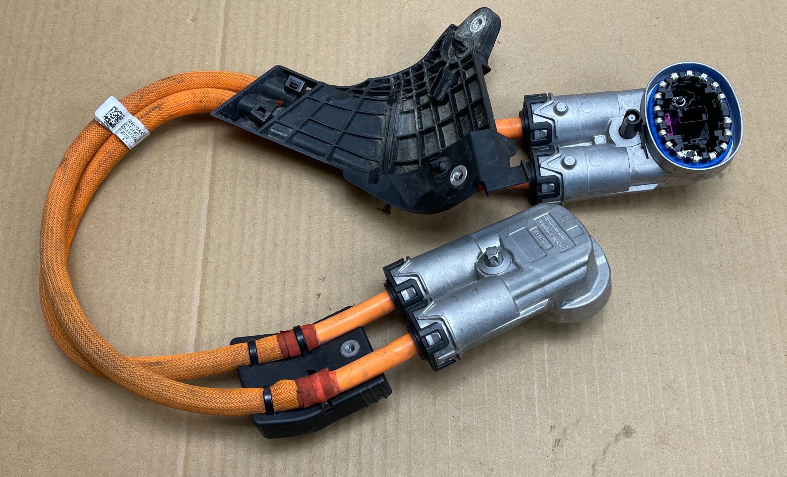 BMW iX1 U11 bundle wiring electrical 767004903AA