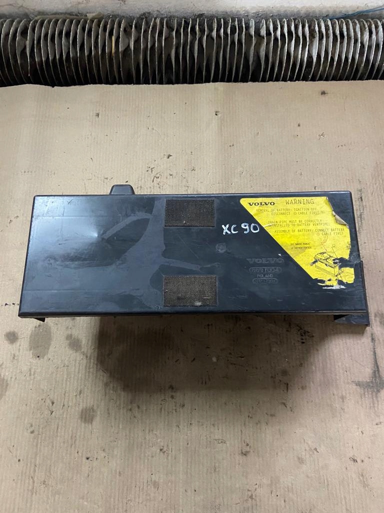 OBUDOWA AKUMULATORA VOLVO XC90 2003-2014 W-WA 8697004