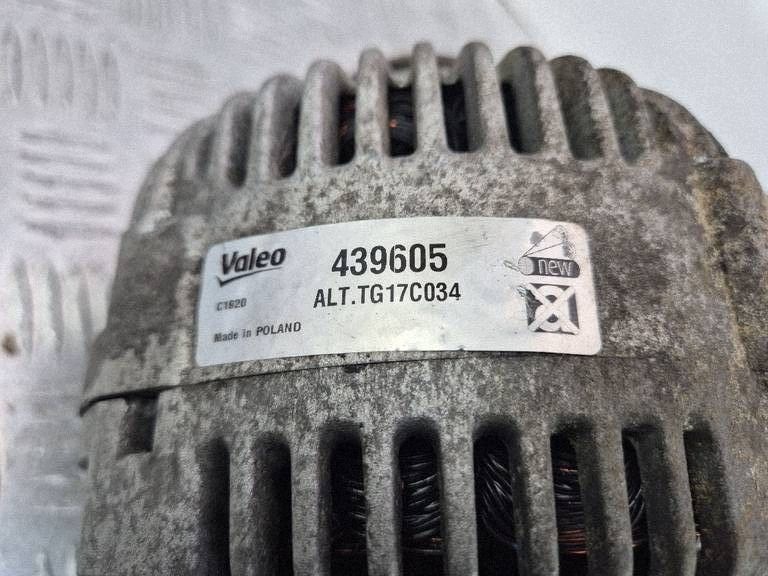 BMW X6 E71 35d Alternator 7796125 M57D30 306D5