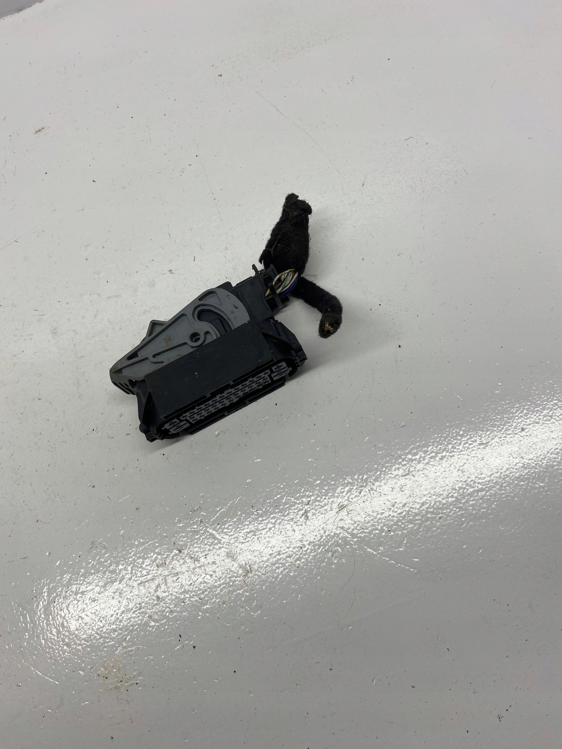 2012-2019 - КУБ ABS УСТАНОВКА IVECO DAILY PLUG 12-19