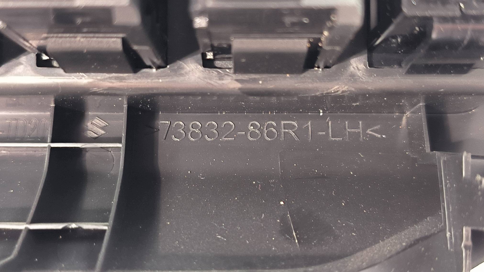 schalter 73832-86R1-LH SUZUKI VITARA II LIFT