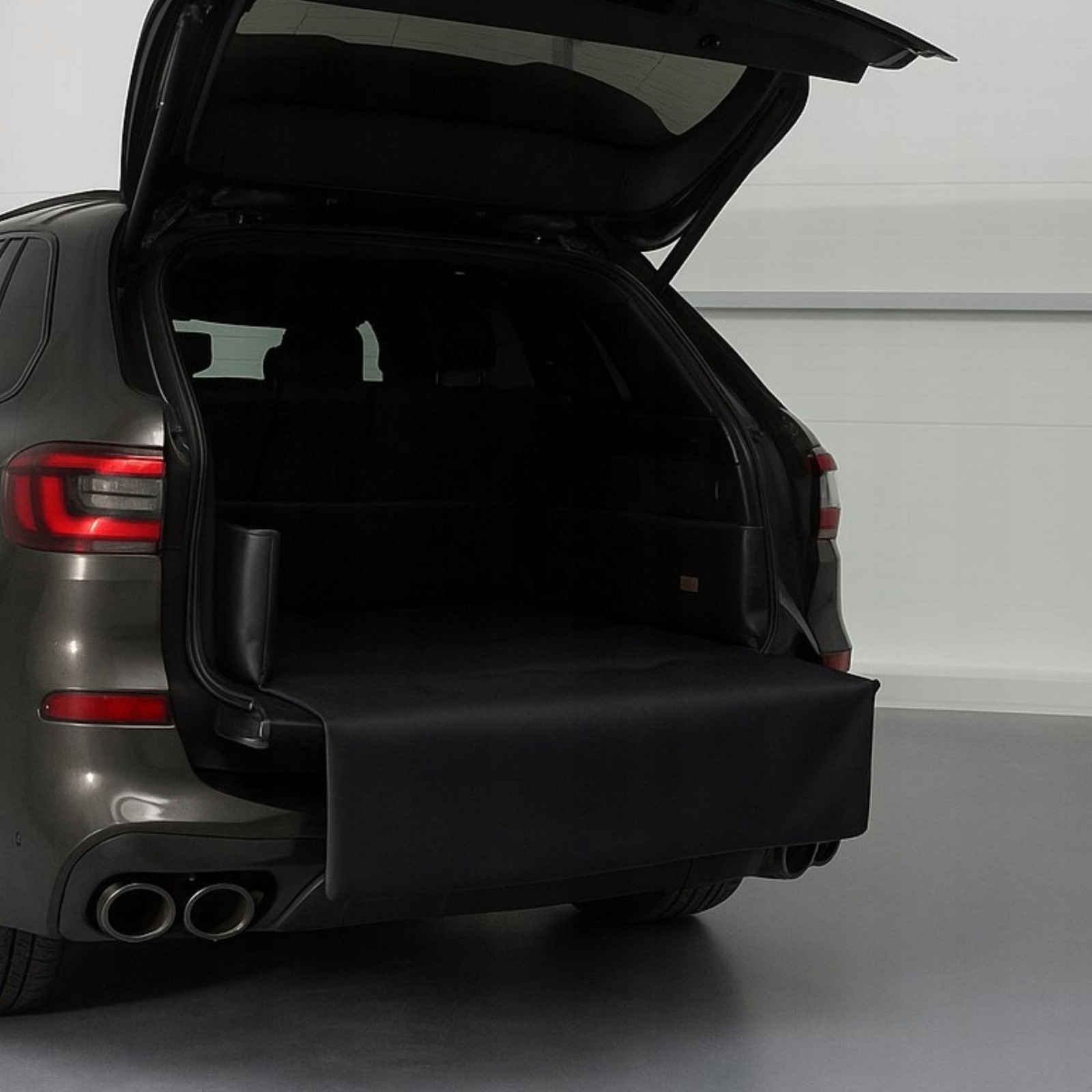 Levně Ochranná podložka do auta Do Kufru, ekokůže, potah do auta 90x70cm S