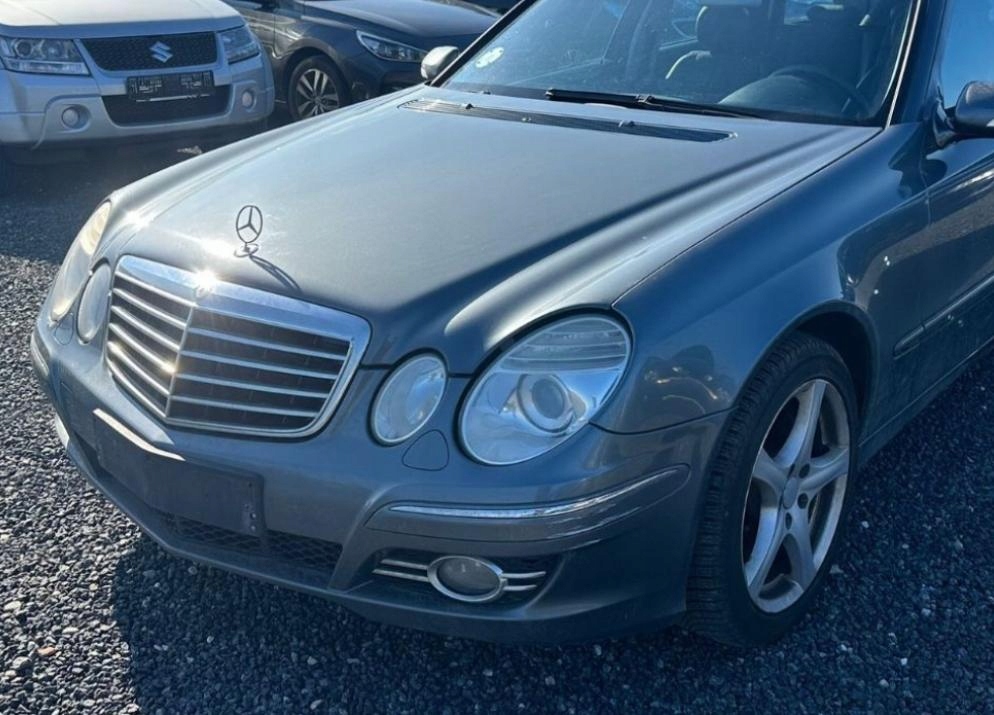 368 EUROPA Mercedes w211 MASKA ZDERZAK LAMPY BŁOTNIKI c368 KOMPLETNY PRZÓD