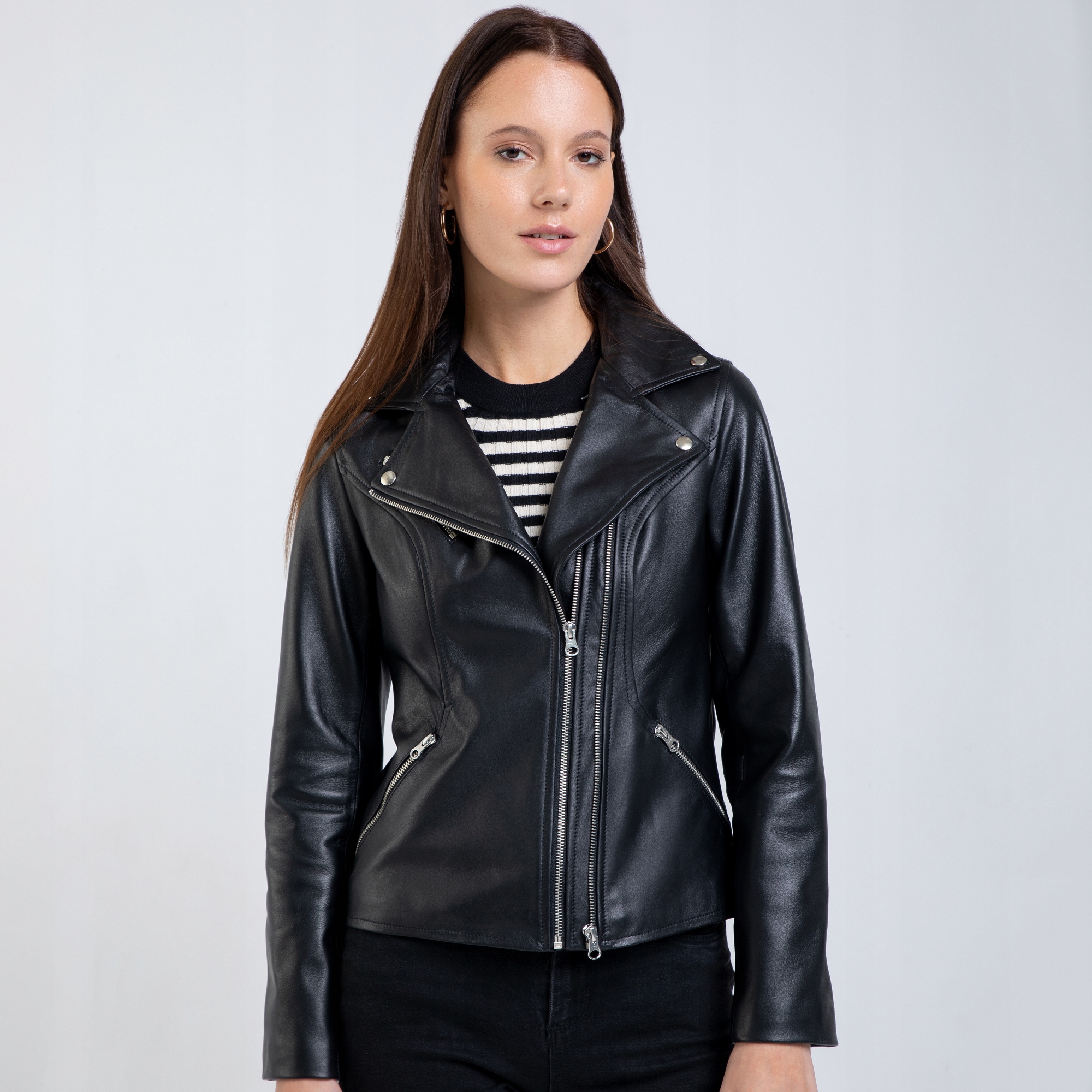 

Czarna Skórzana Ramoneska Damska Dorota L/40