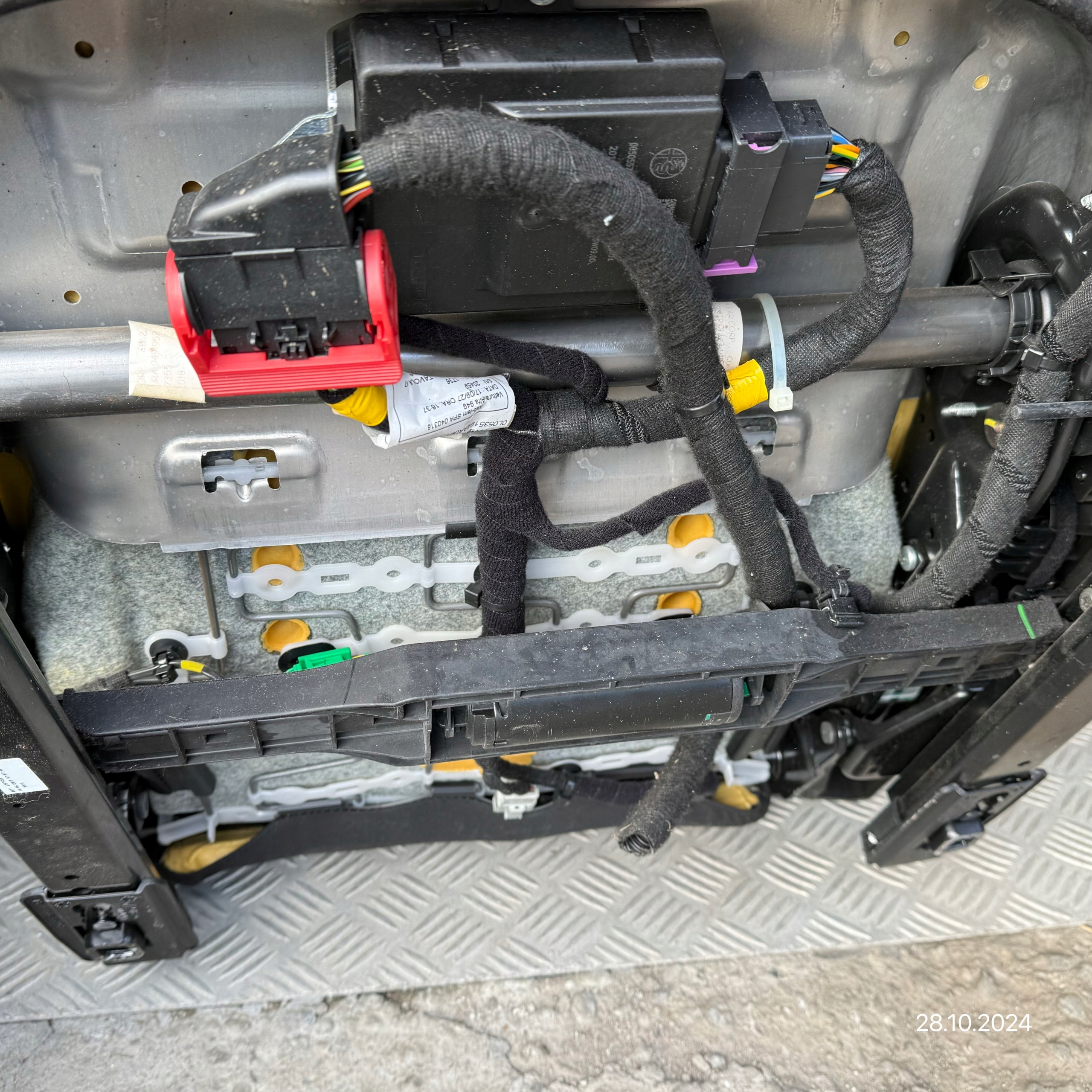 кресла тунель диван ALFA ROMEO STELVIO