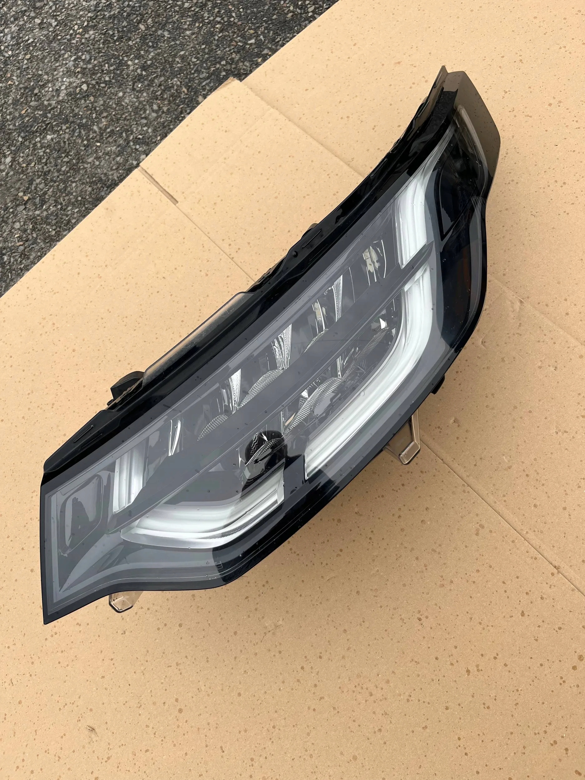 light FULL LED left front Land Rover Discovery 5 OE UK L462