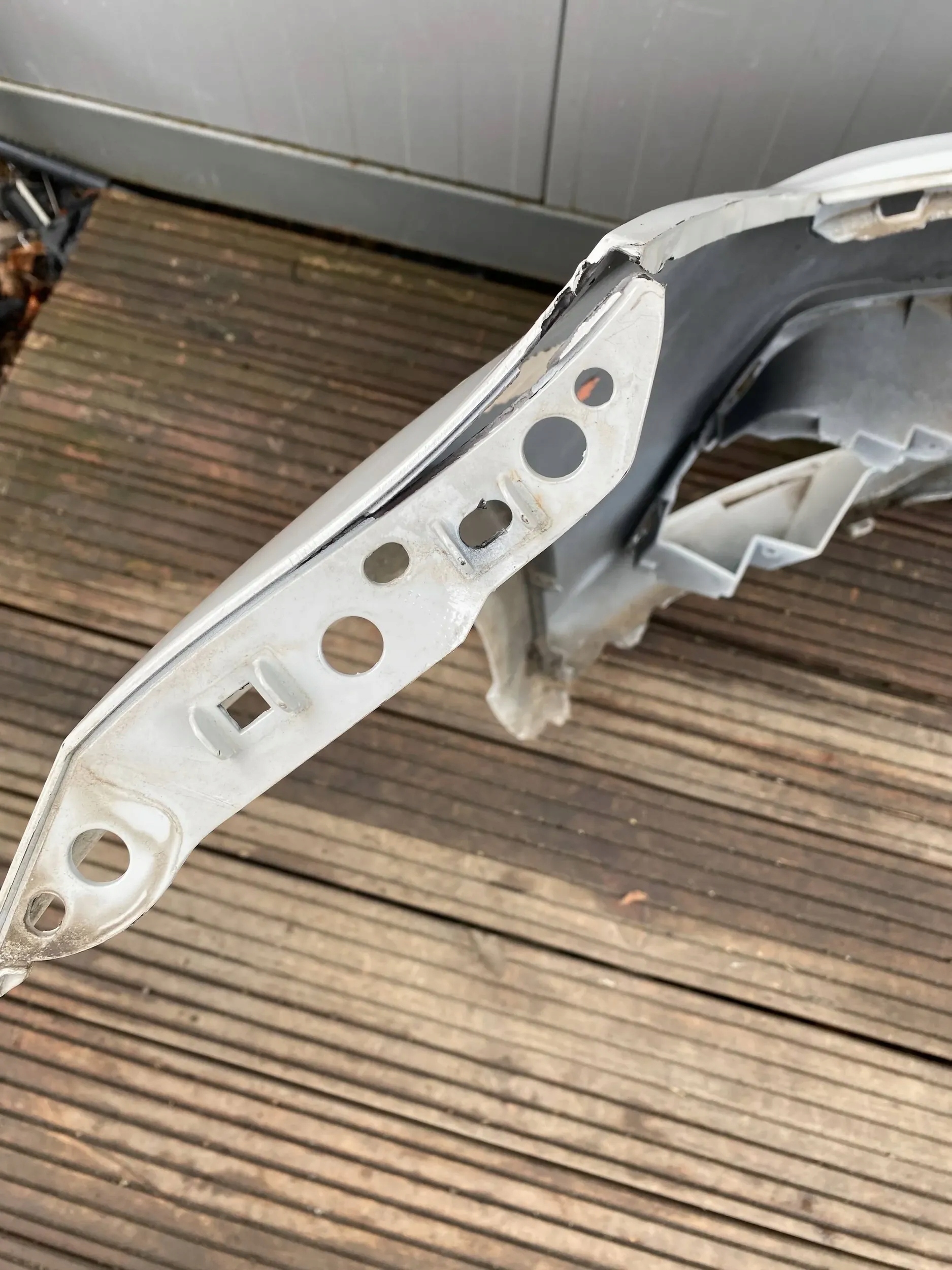 SEAT IBIZA V 6F bumper SKORUPA front grill