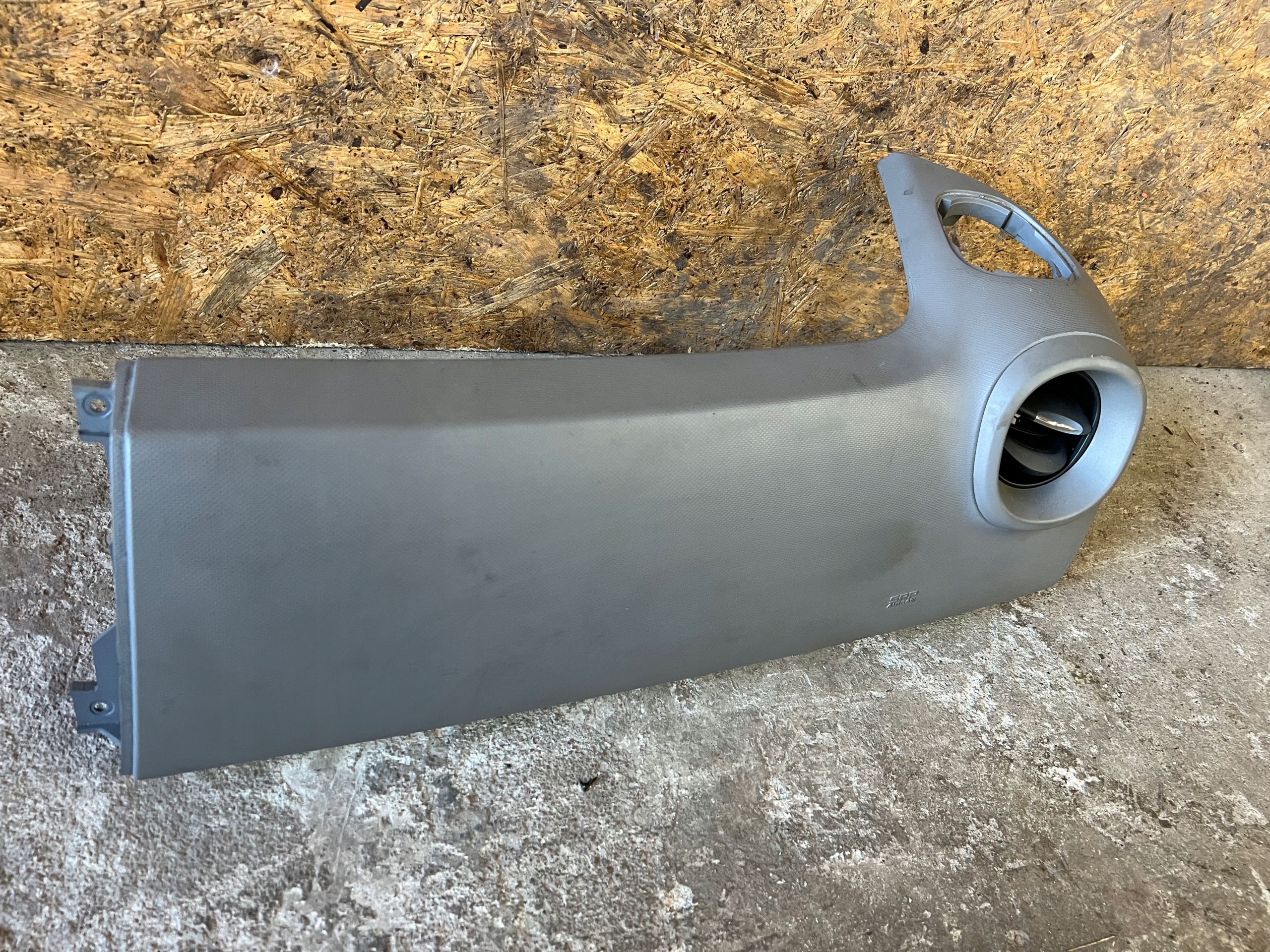 TRAFIC III Vivaro II подушка пассажира