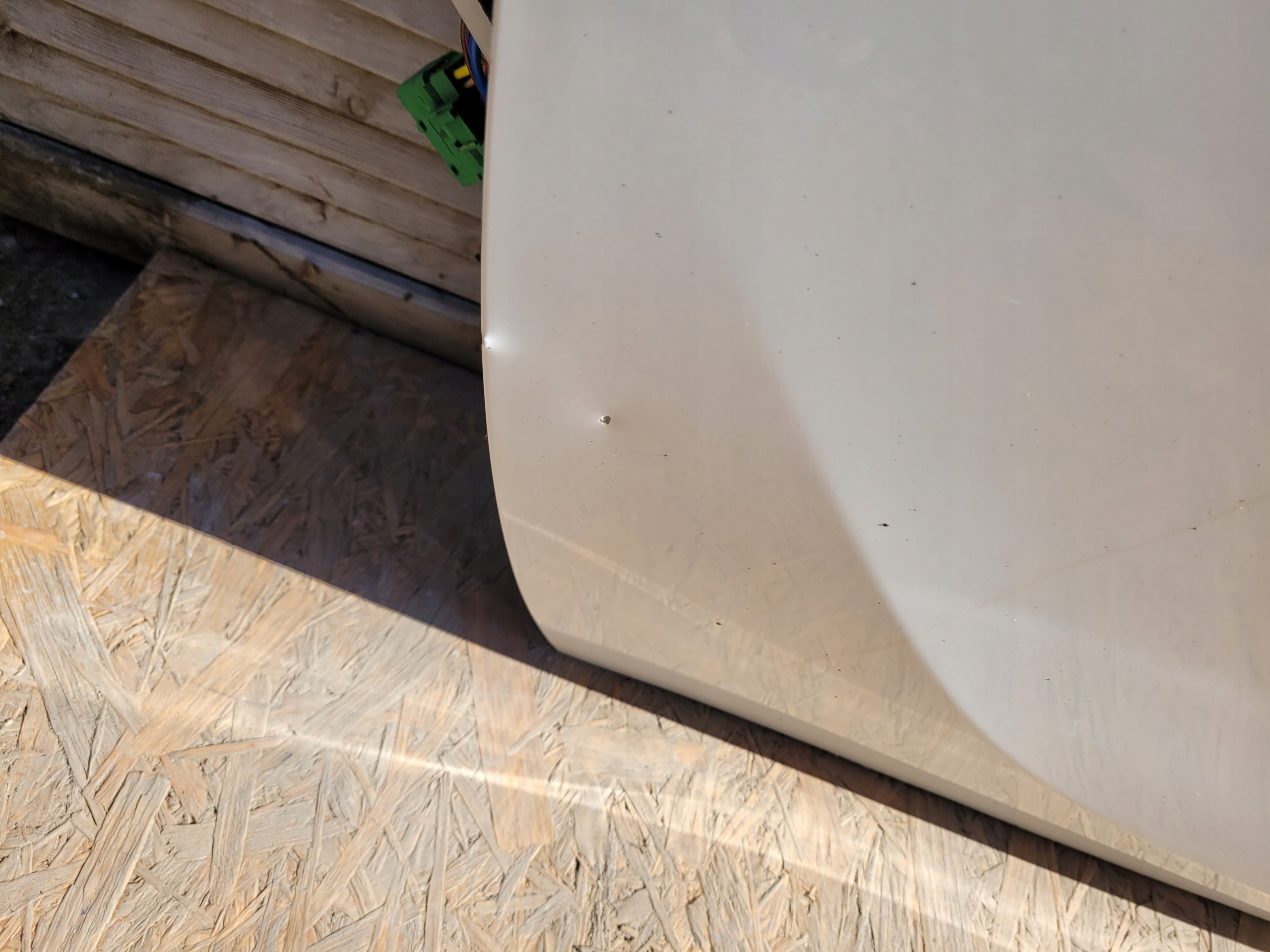 door front front left PEUGEOT 208 and