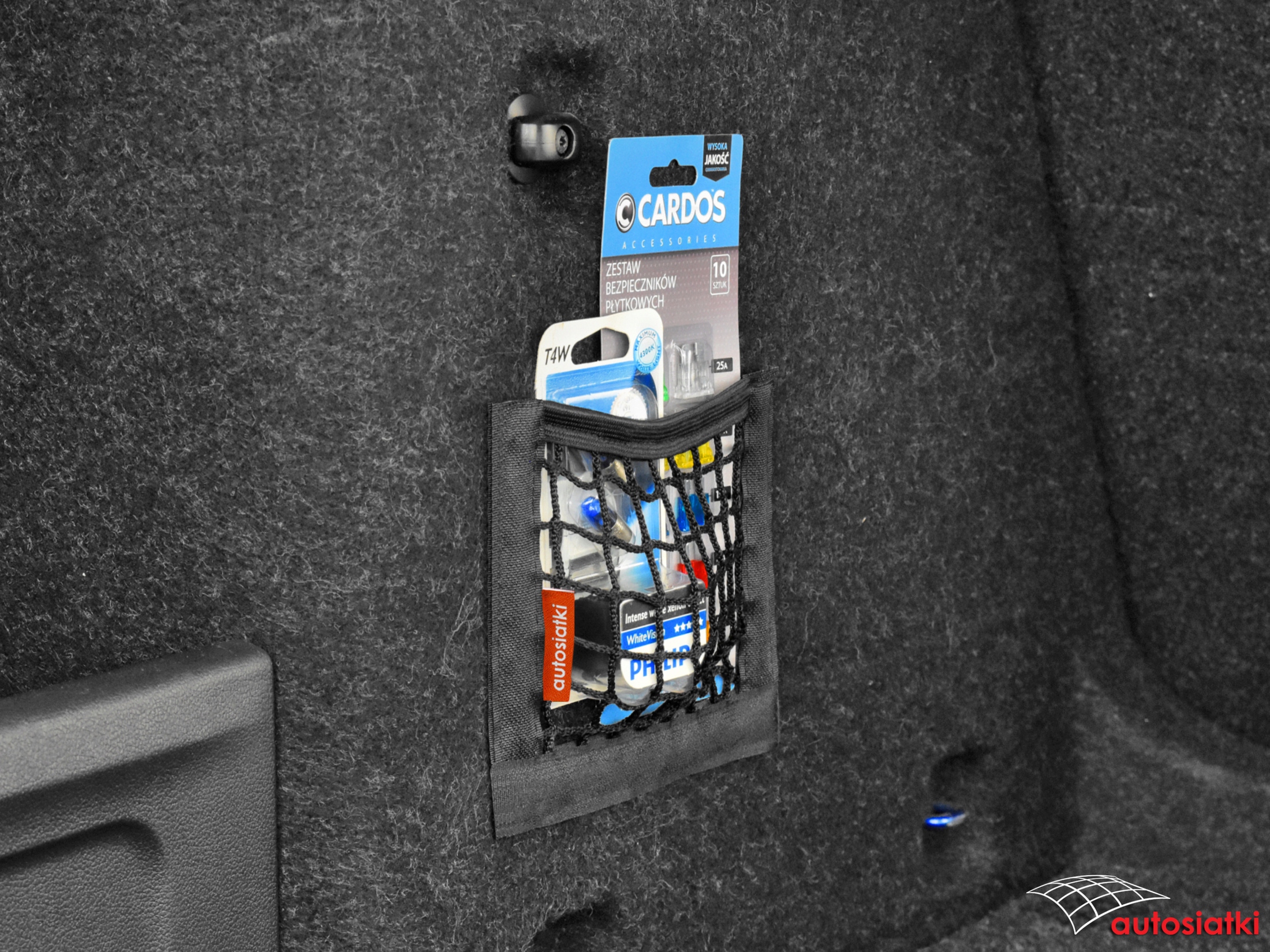 SIATKA DO BAGAŻNIKA 12x18 KIESZEŃ ZA NADKOLE EAN (GTIN) 5903260850208