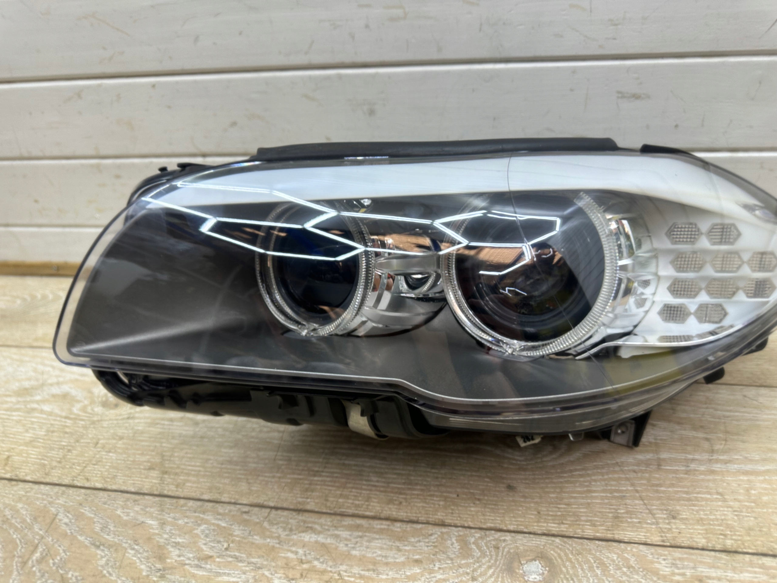 BMW 5 F10 F11 XENON 7203245 positioning left light front