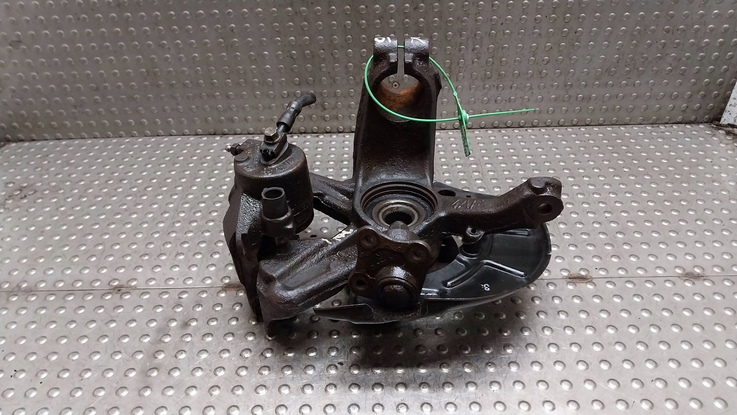 Mozzo FUSELLO Destra Anteriore 1J0407256AJ VW GOLF IV A3 8L OCTAVIA e LEON e 1.9TDI