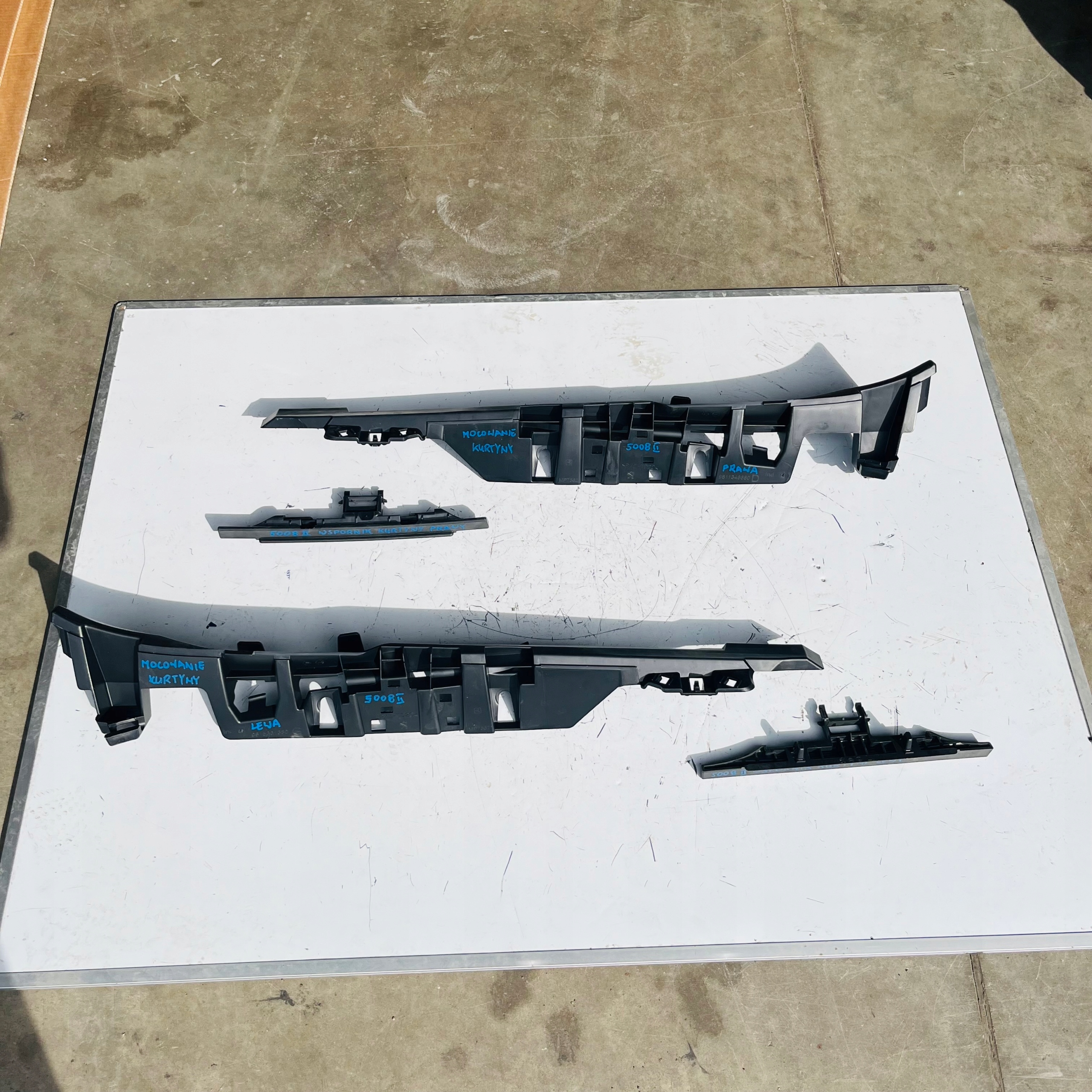 MOCOWANIE ROLETY BAGAŻNIKA PRAWE LEWE PEUGEOT 5008