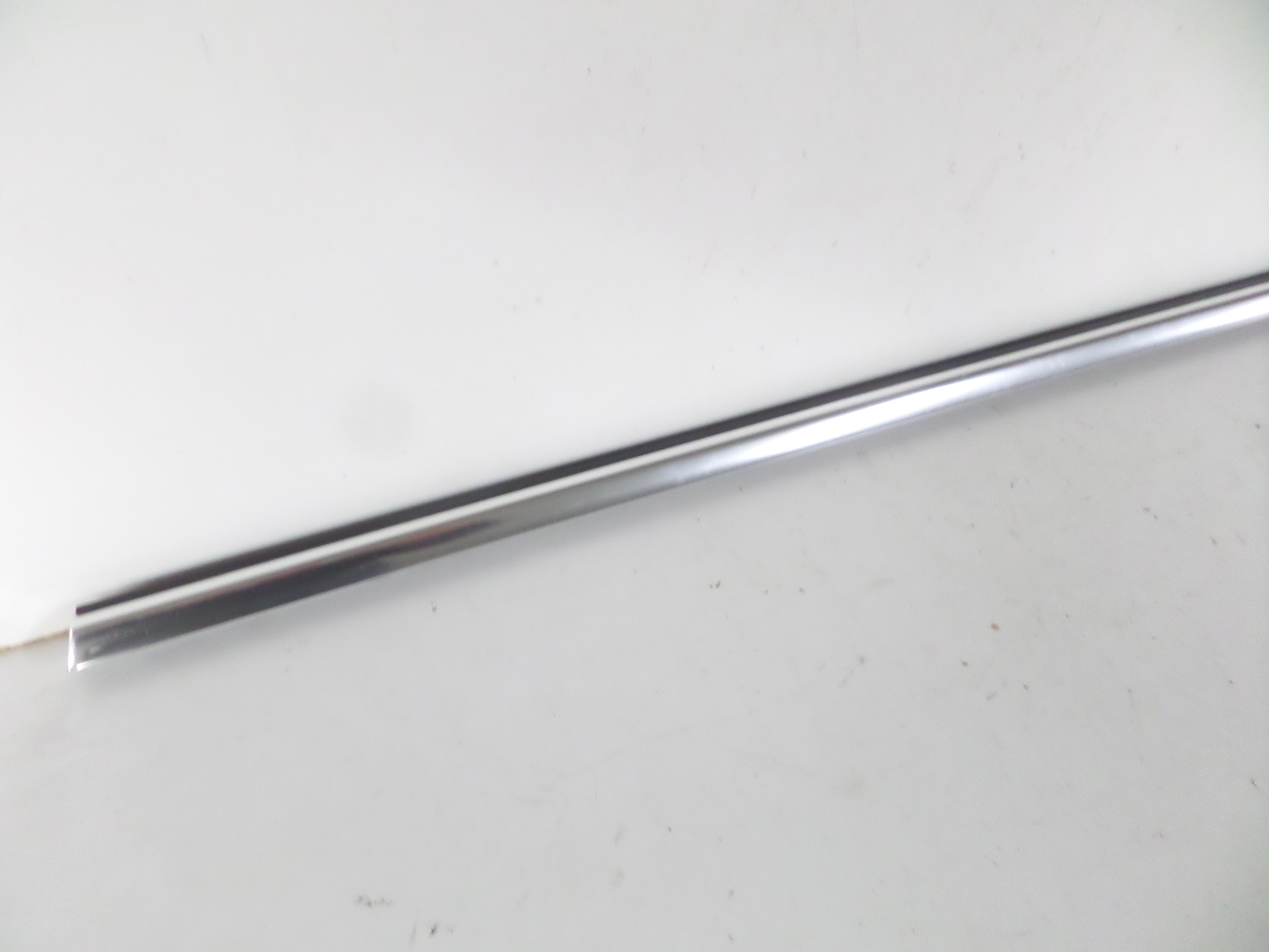 moulding dust right rear part OPEL ASTRA IV J 09