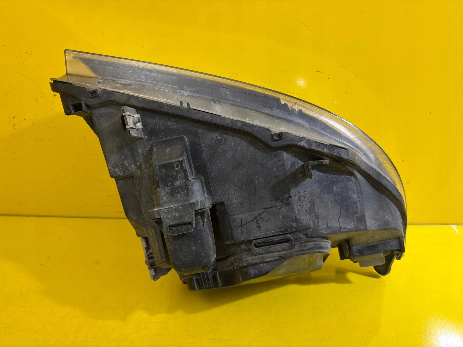 lámpa bal Bmw 3 E90 E91 2005-2008 Bi-Xenon Nieskretny 7161667