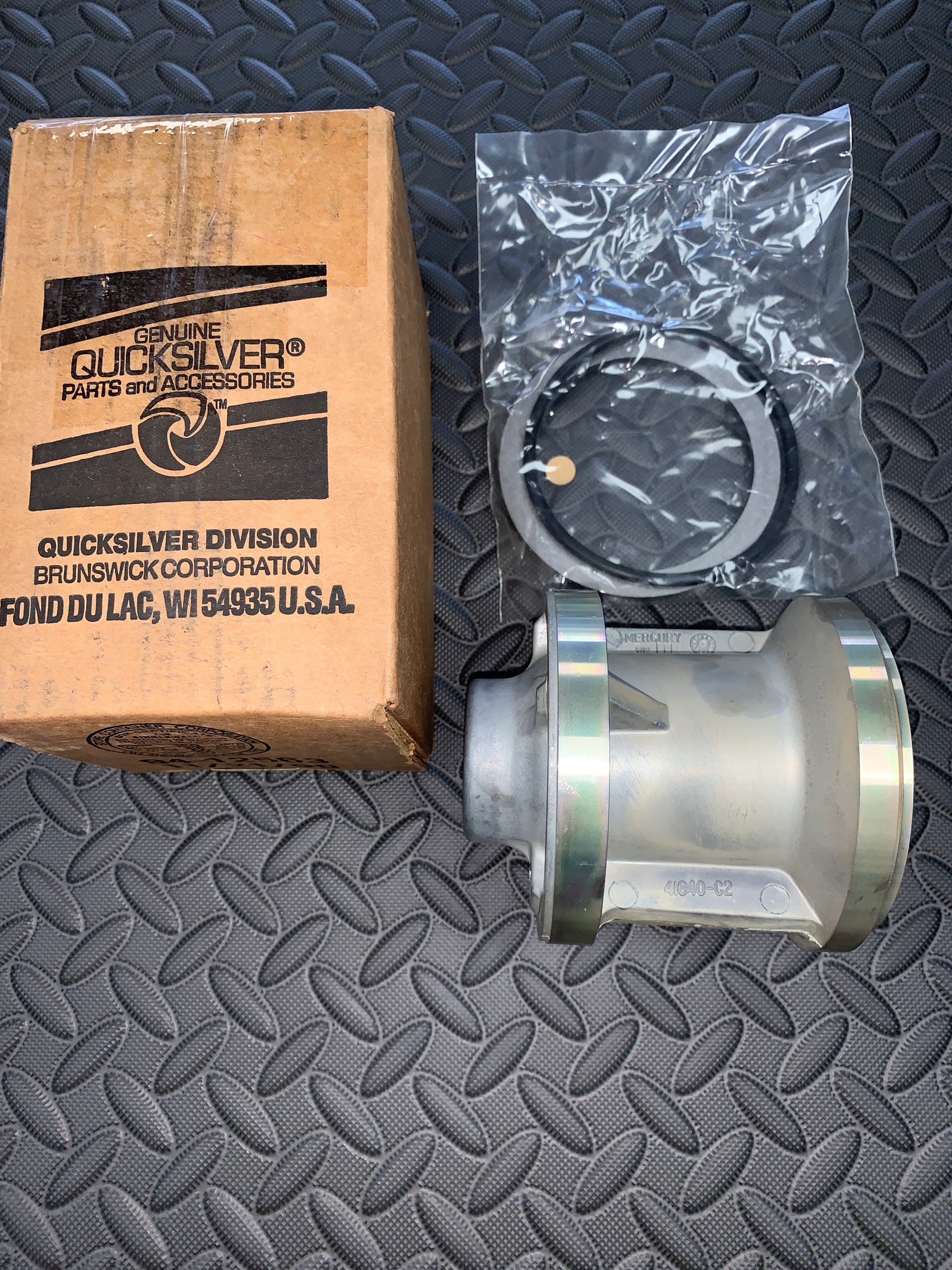 41641A8 - КОМПЛЕКТ НИЖНЕГО ПОДШИПНИКА MERCRUSIER BRAVO ONE