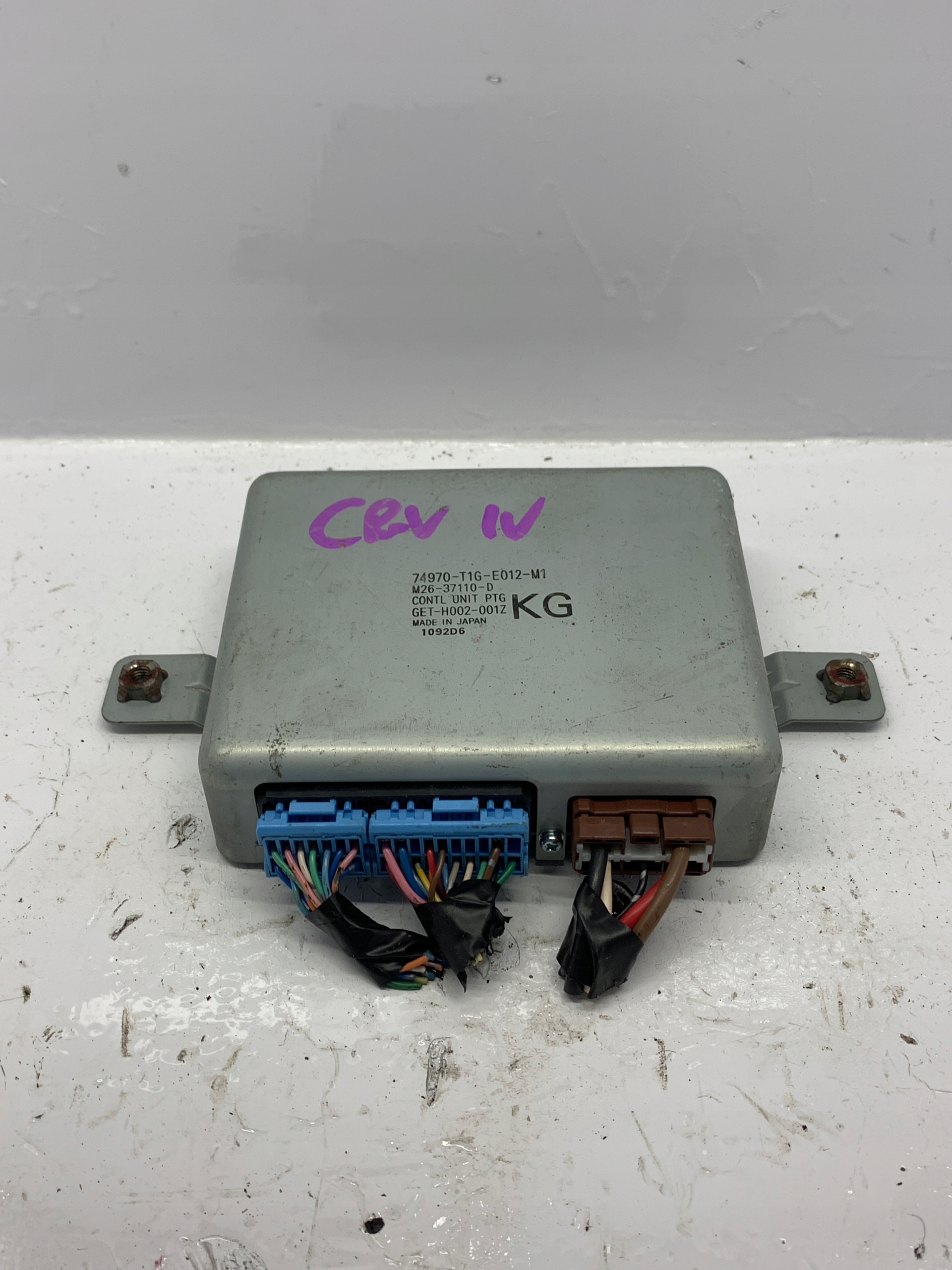 module control unit bonnet boot 74970-T1G-E012-M1 HONDA