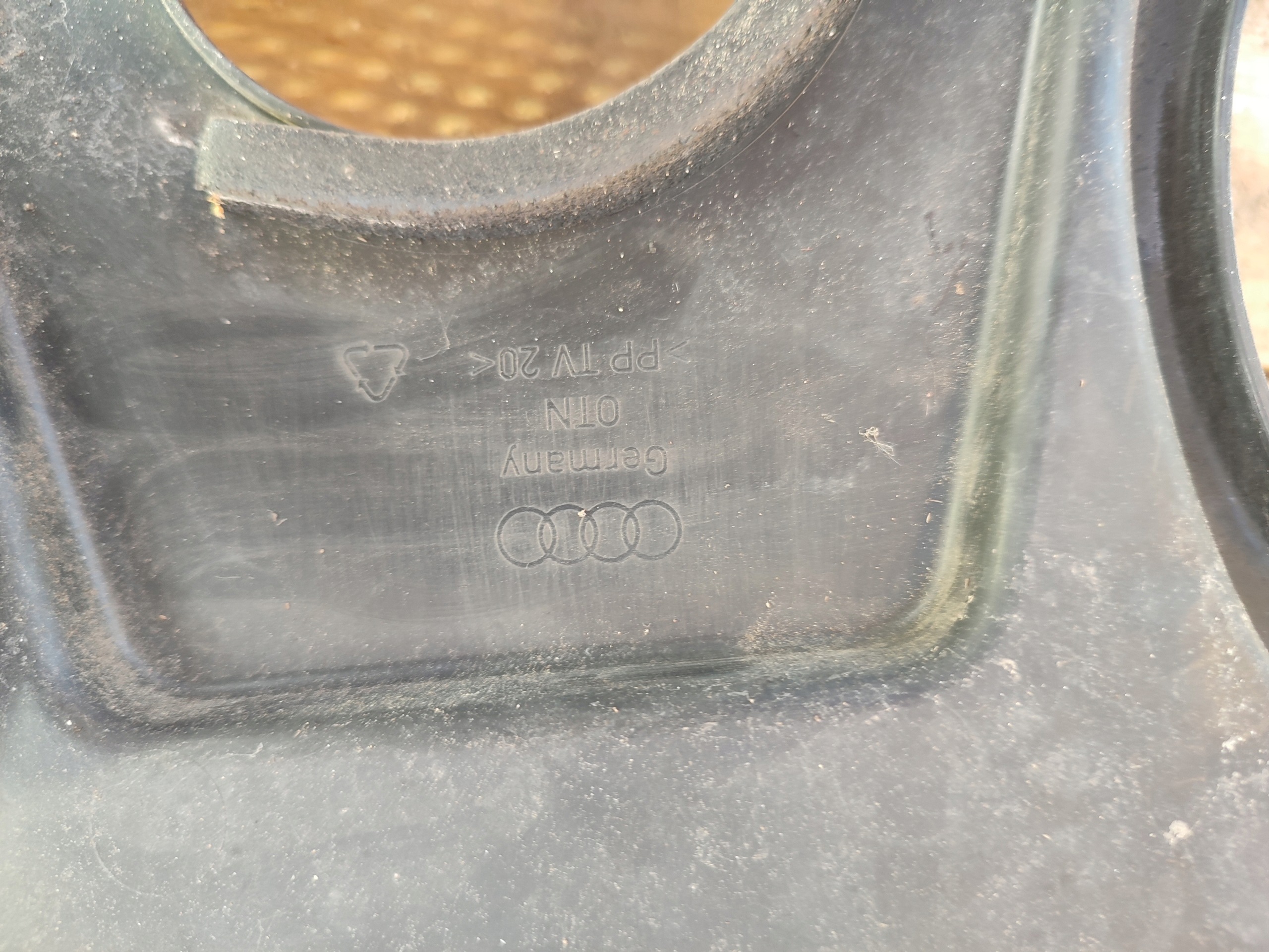 torpedo left AUDI A8 D3 4E1819447H