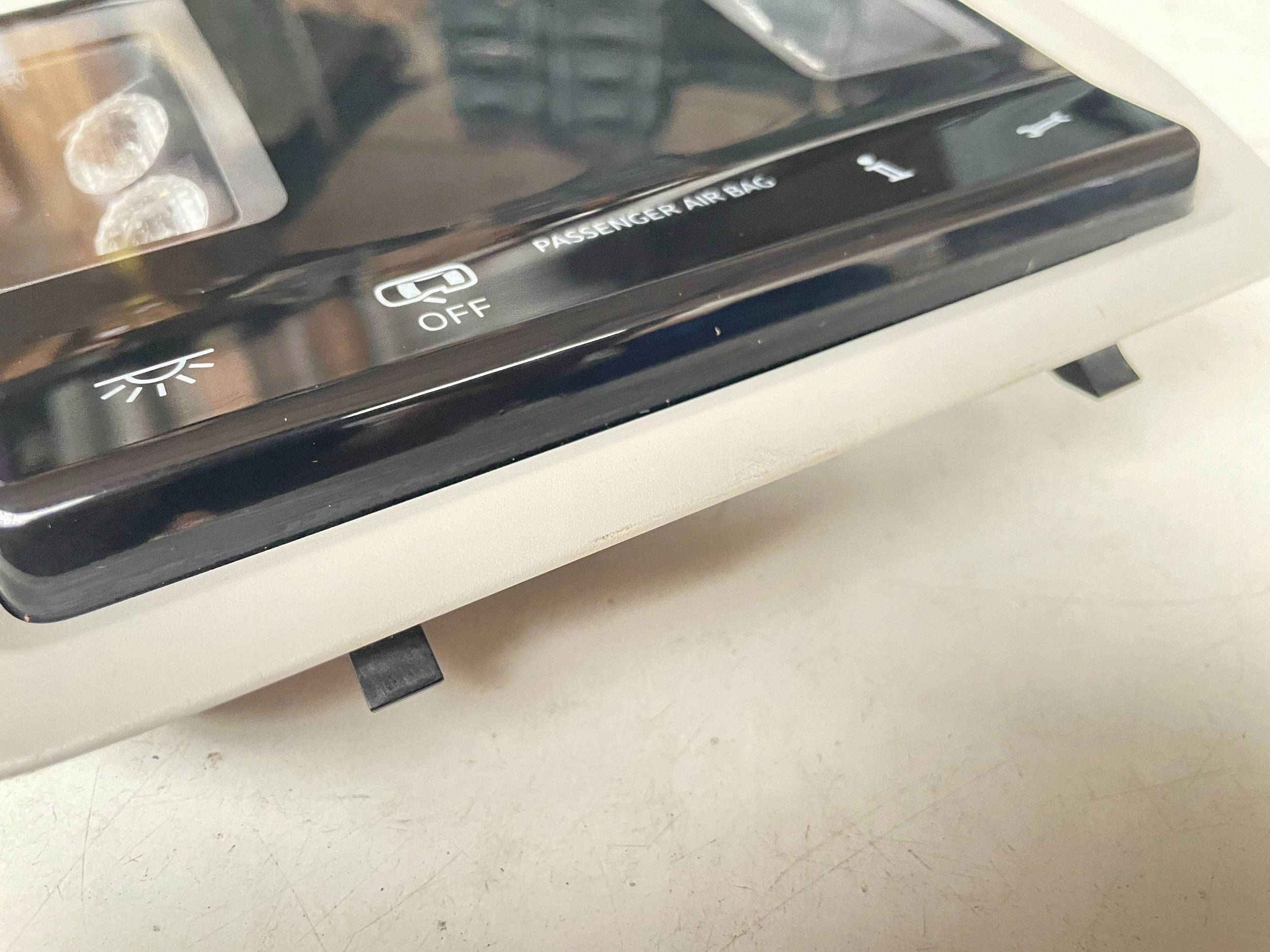 VOLKSWAGEN PASSAT B9 FANALE CIELO INTERNO 3J0959561 @