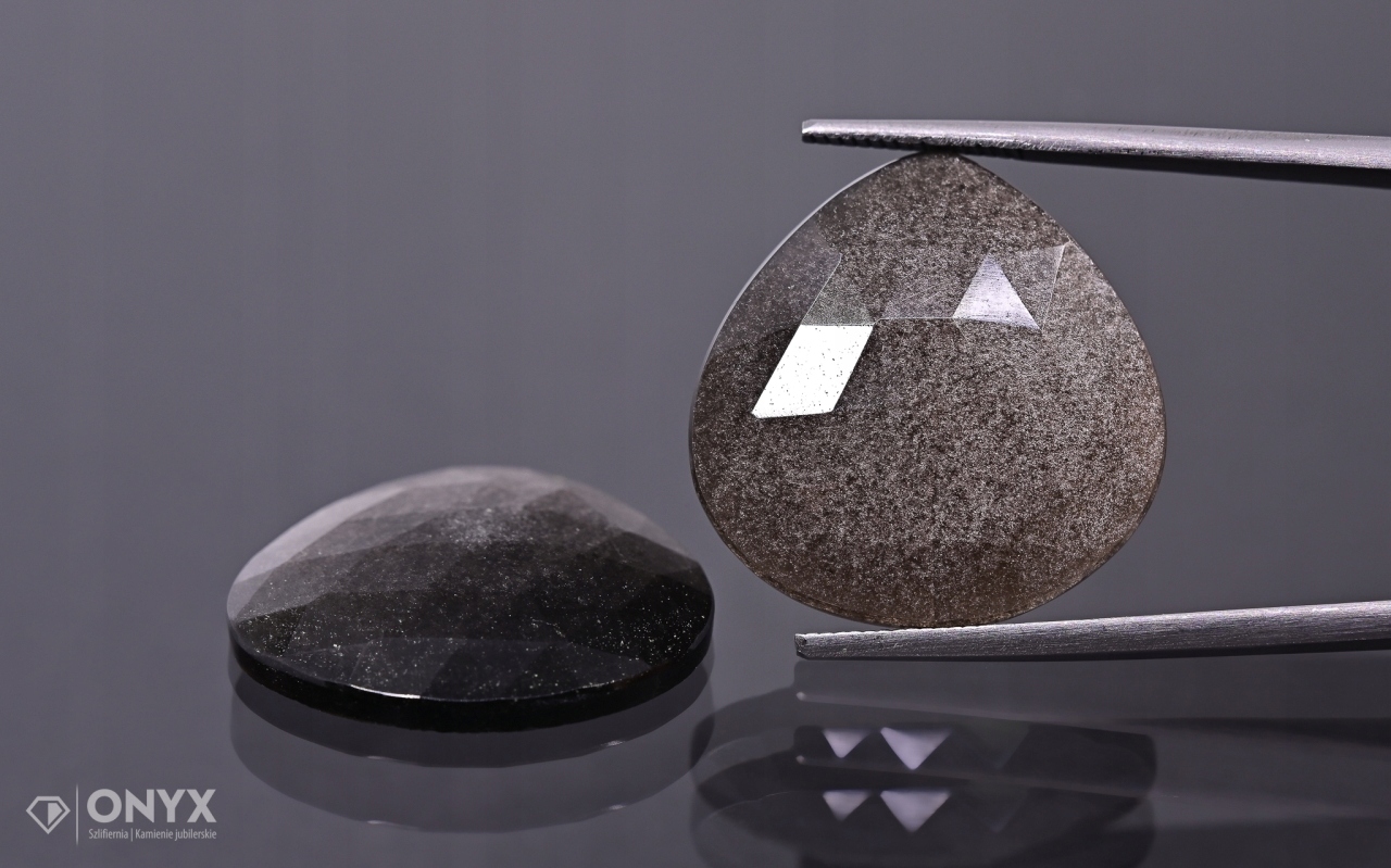 Obsidián stříbrná fasetovaná rozeta Para slza 21x2