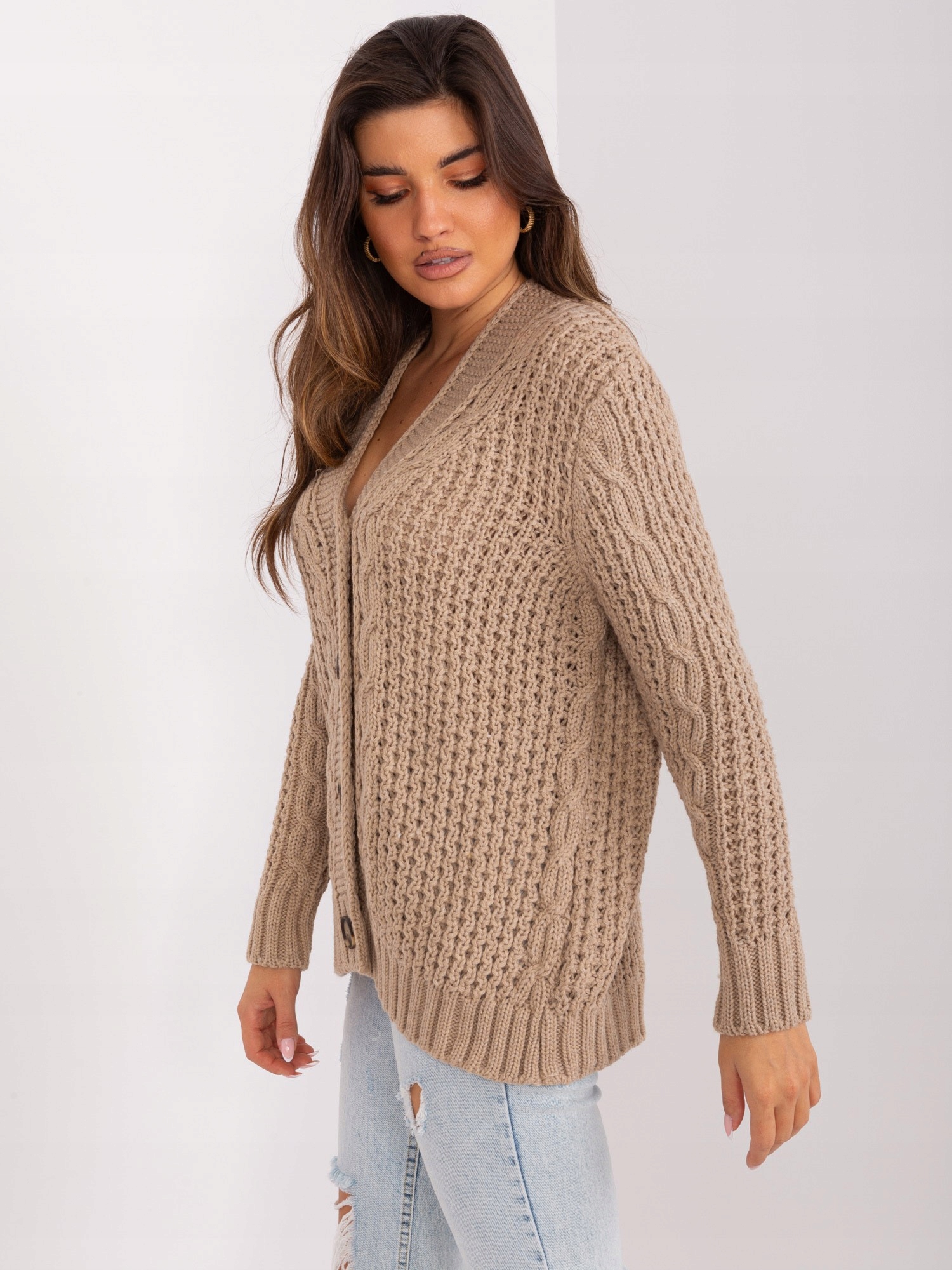 ROZPINANY sweter Z WEŁNĄ DEKOLT V dark beige 8001 one size Marka inna