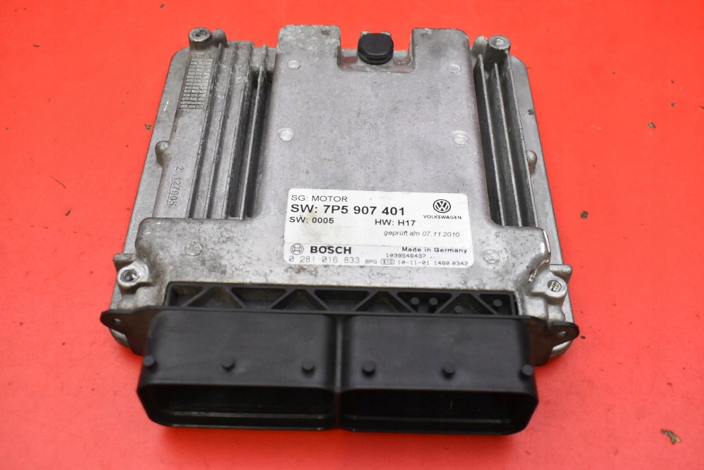 control unit computer of the engine 7P5907401 PORSCHE CAYENNE 2 II 92A 7P5 3.0 TDI