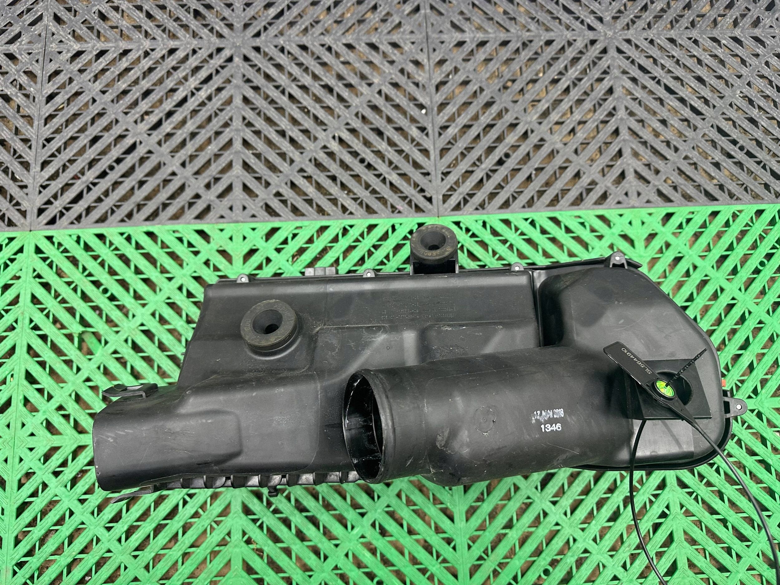 Gehäuse filter luft BMW 7 G11 G12 7593190