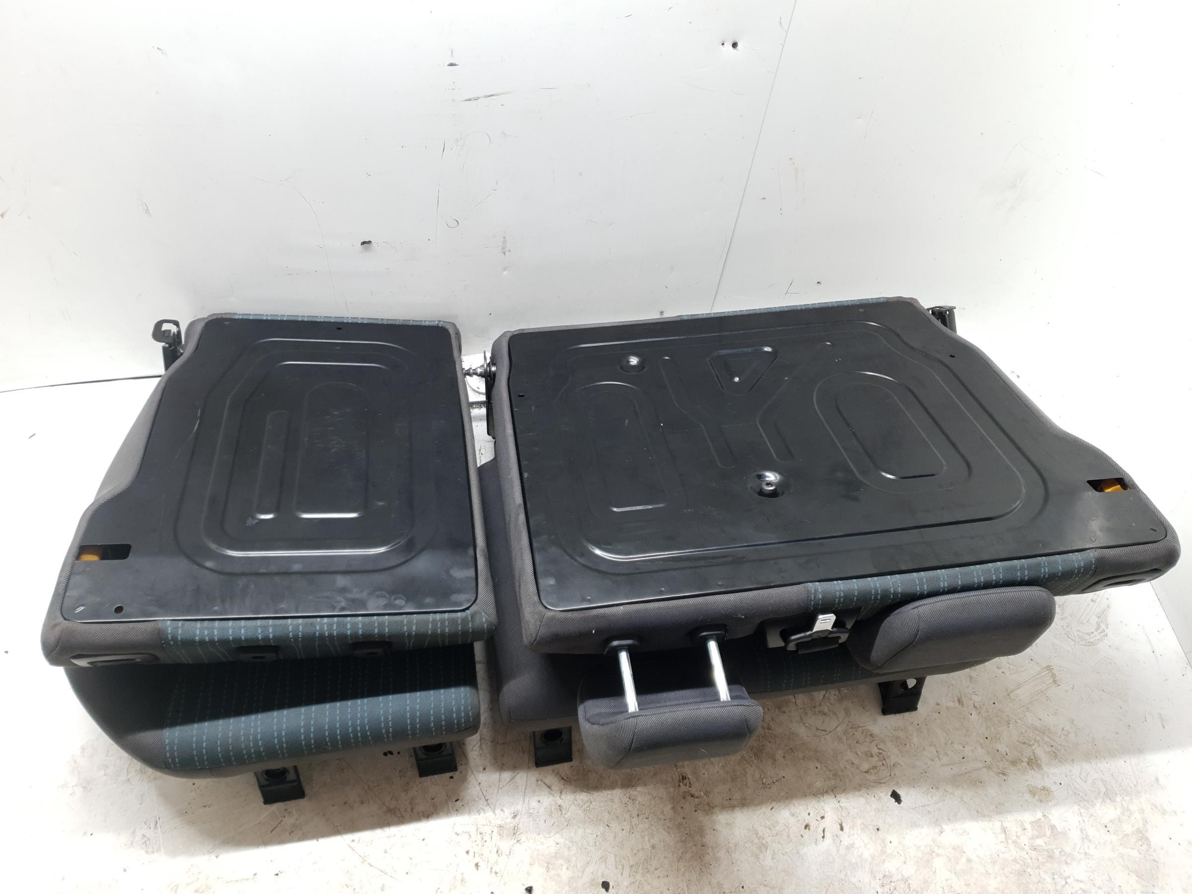 диван кресло зад FORD Focus MK2 II HB