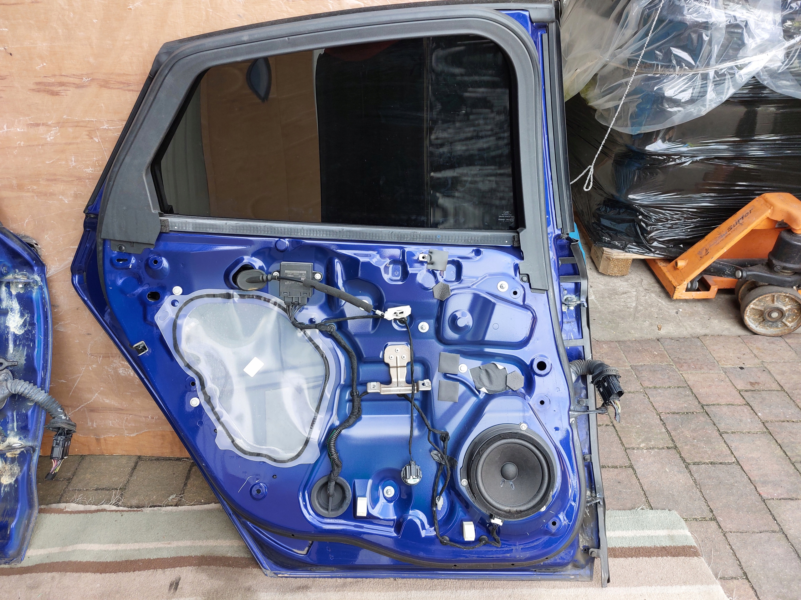 door left front rear part FORD MONDEO MK5 17r HB Deep Impact Blue