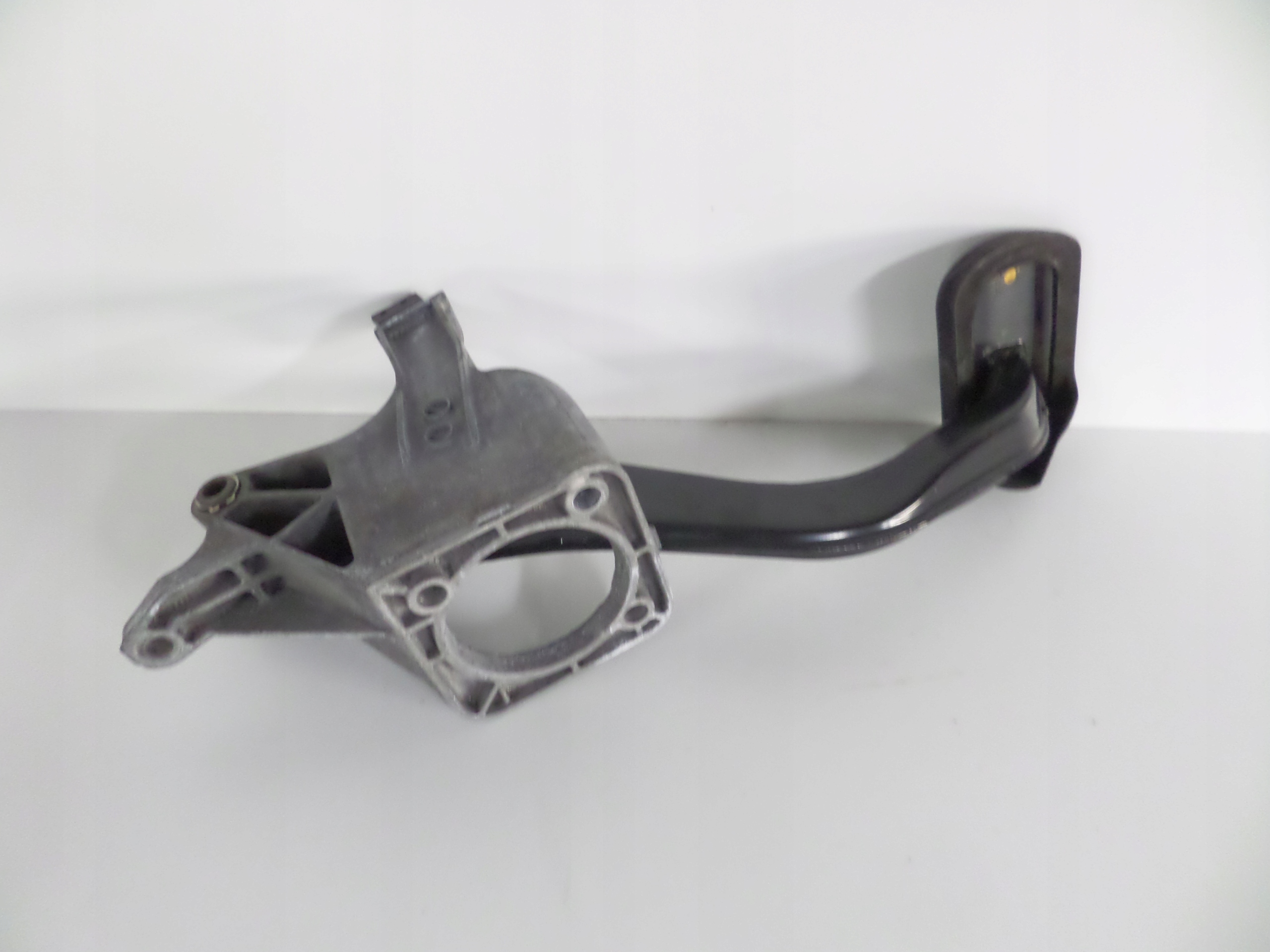 PEDAL BREMSE MERCEDES E KLASA W211 02- 2.2CDI