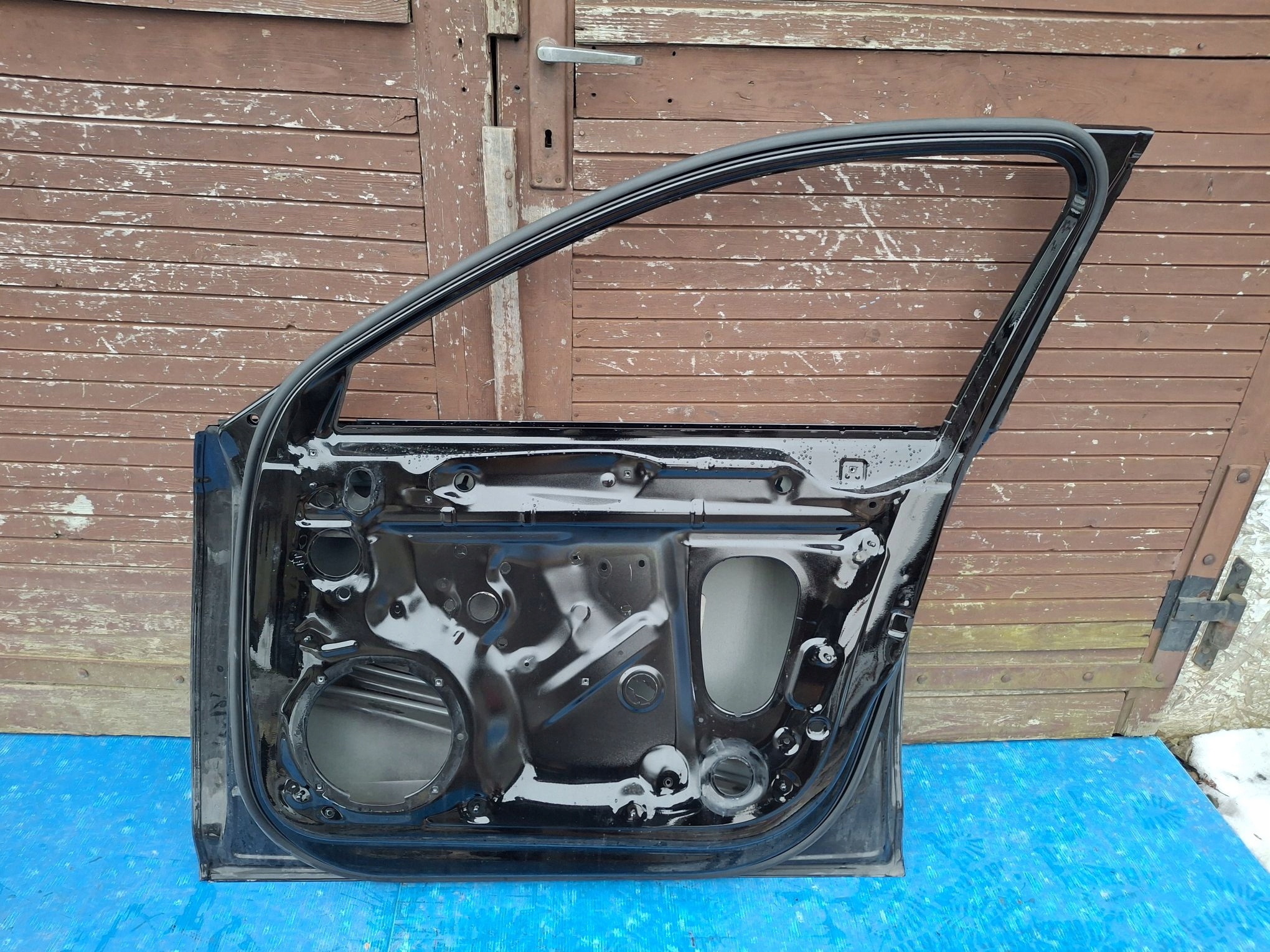 door right front AUDI A4 B9 2015R-> 2019R
