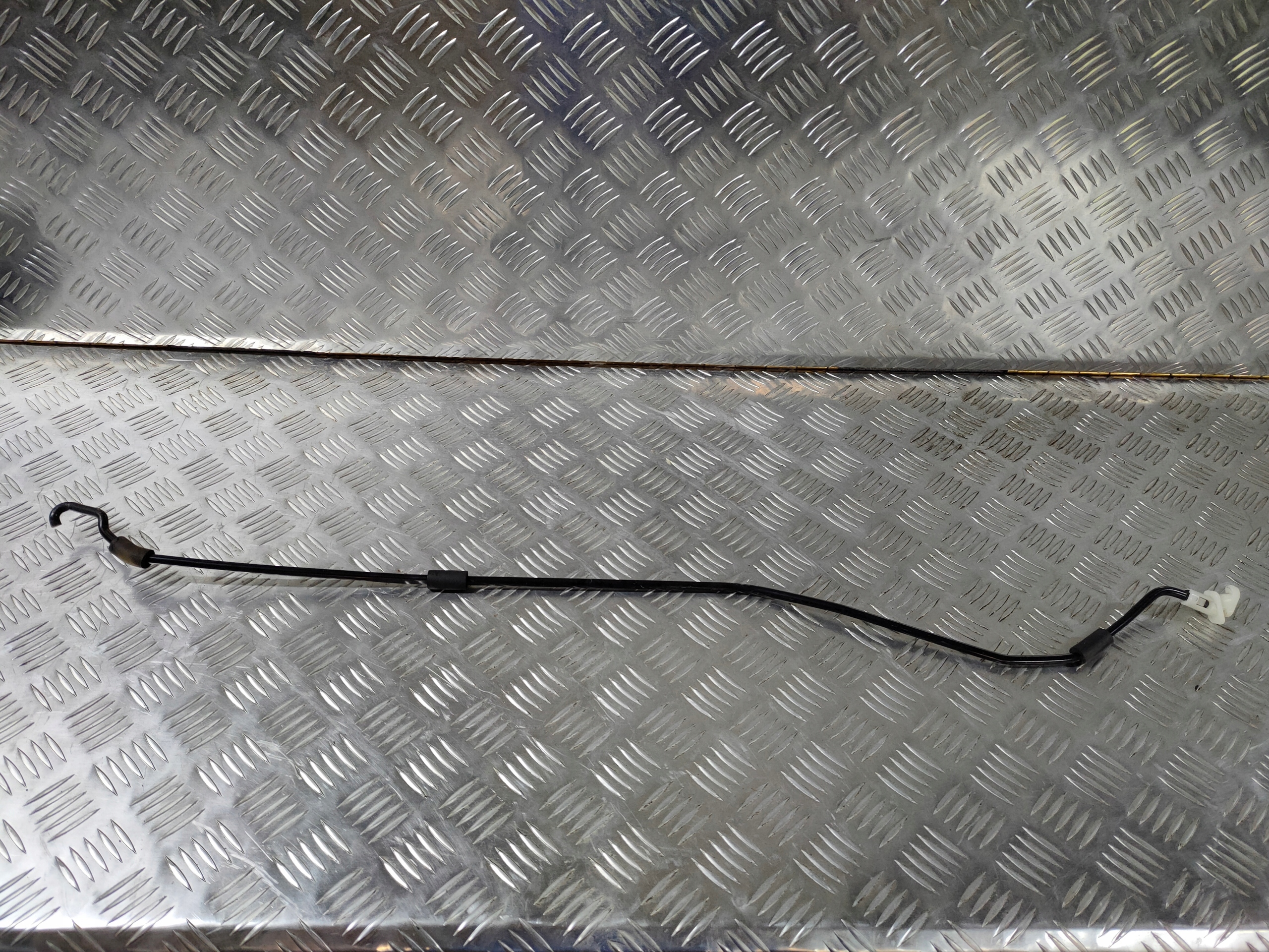 22765ak040 - TOYOTA GT86 BRZ SCION FR - S БАГНЕТ КАПОТА ТРИМАЧ