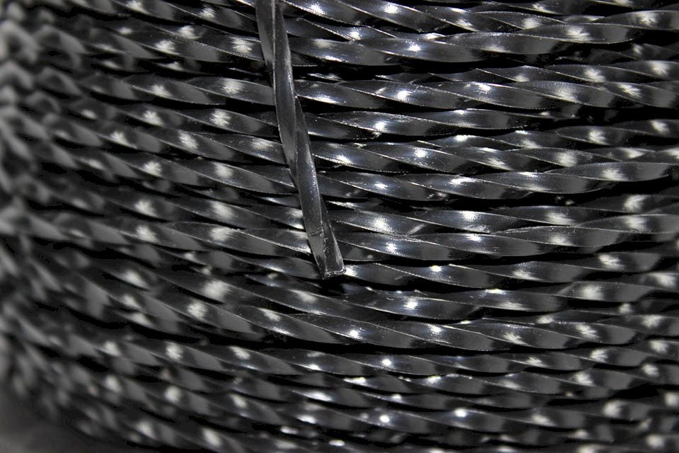 ŻYŁKA TNĄCA DO KOSY KARBOWANA 3,0 mm 1LB / 74 m Marka Falon-Tech