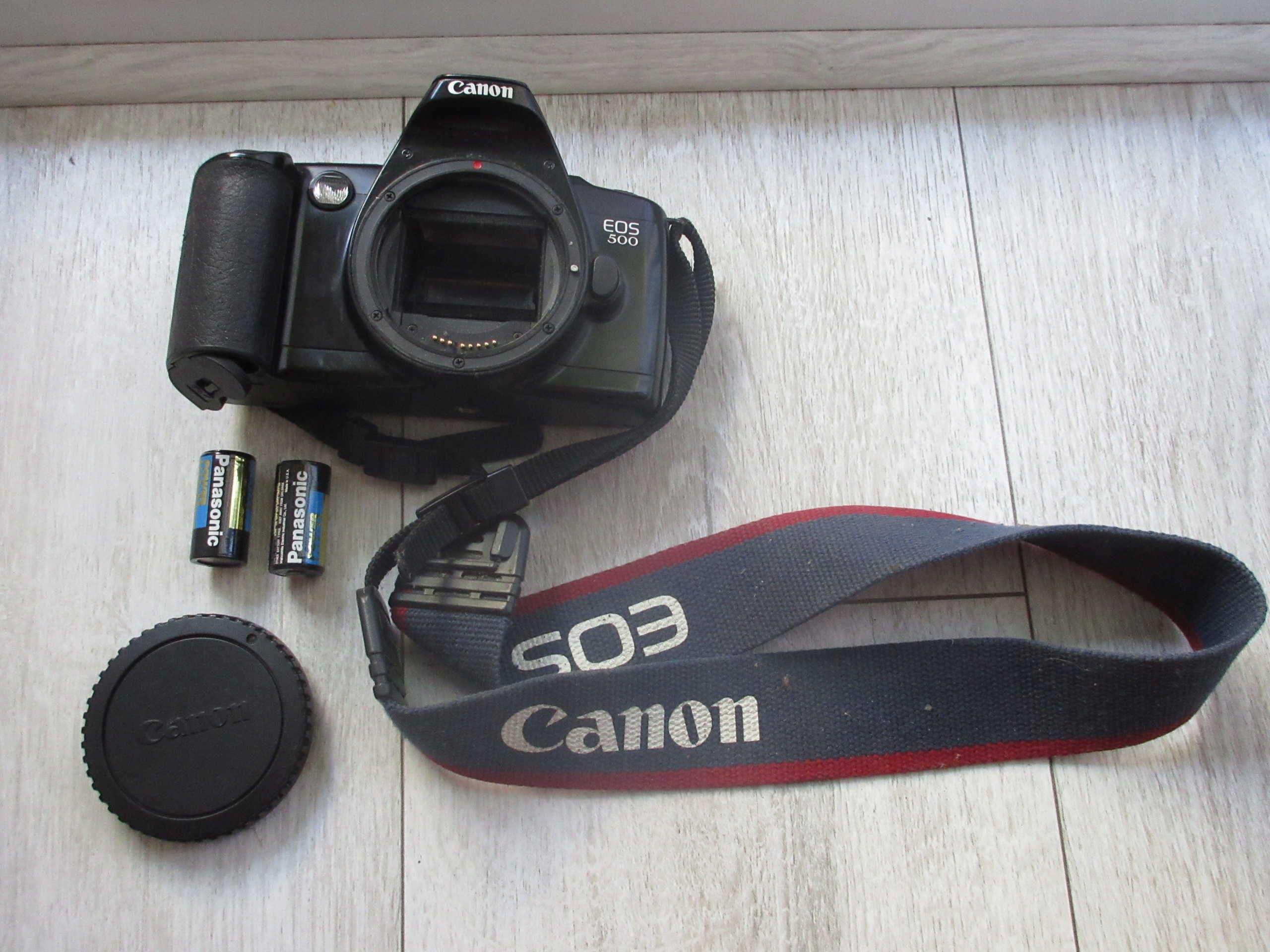 APARAT CANON EOS 500 BDB STAN REAL FOTO Ustawianie ostrości autofocus