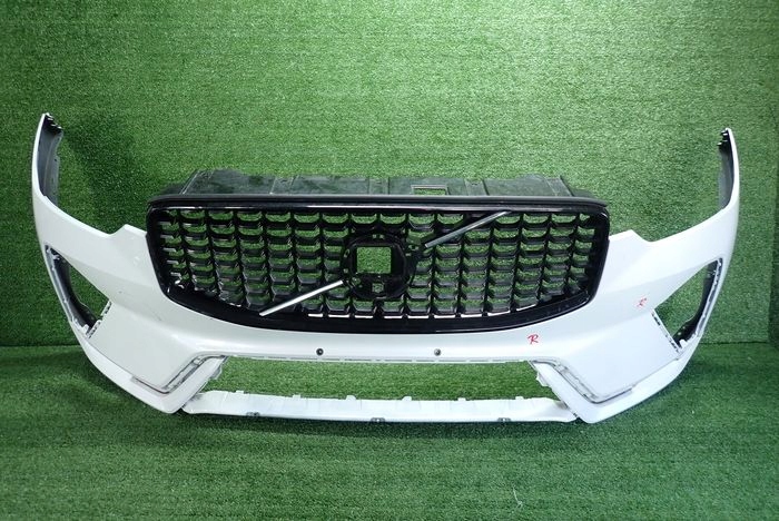VOLVO XC60 R-design LIFT 21- front bumper front
