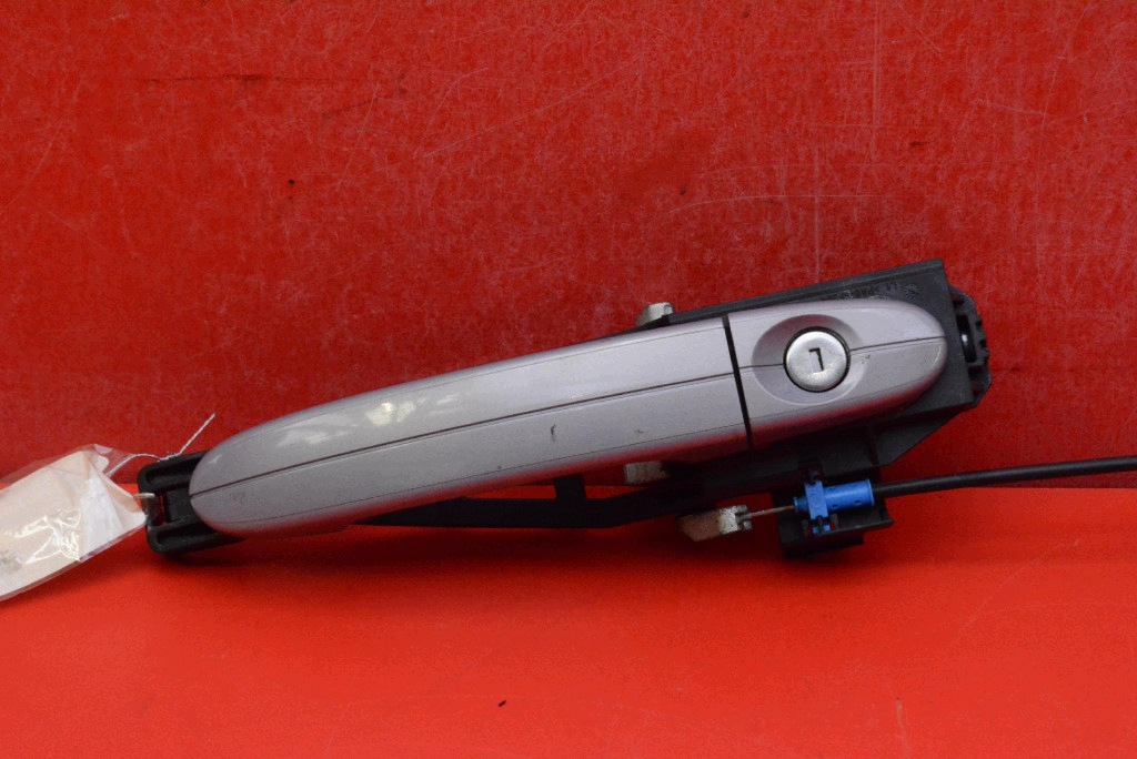 handle left front front SREBRNA 6M21-U224A37-AF FORD MONDEO MK4 10-15