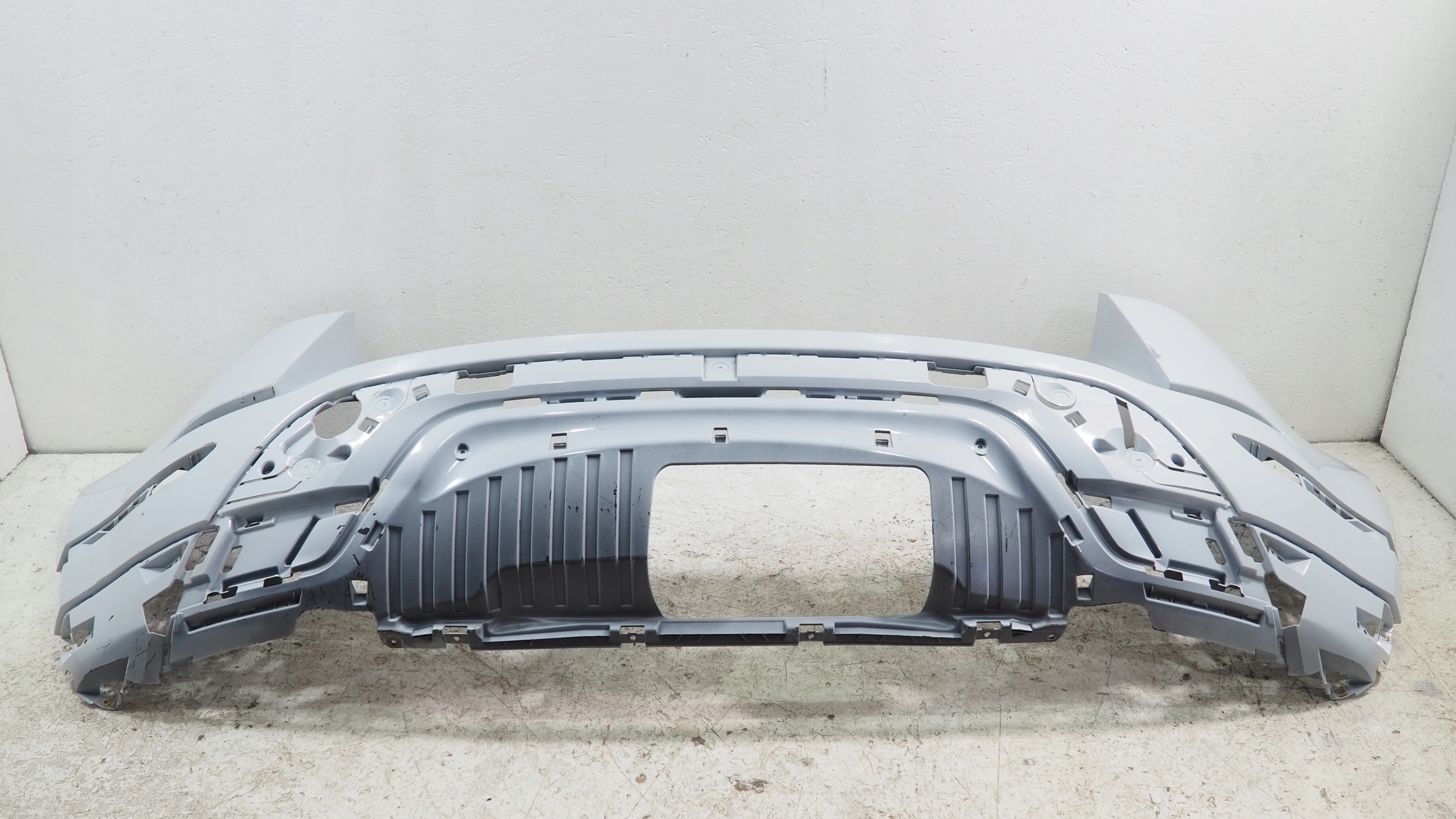 Range Rover Evoque II bumper rear part rear K8D2-17D781-AAW