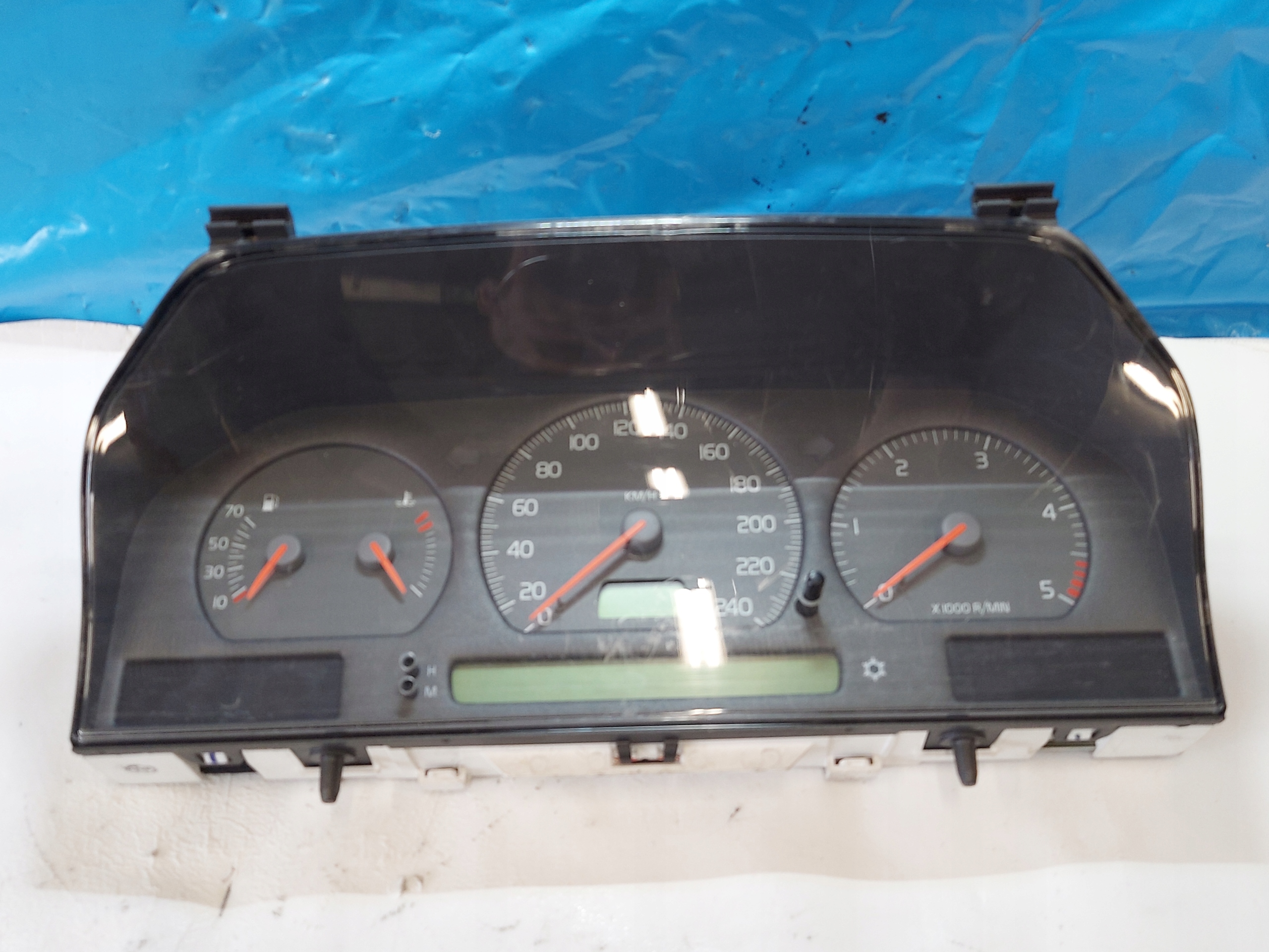 dials clock VOLVO V70 and 2.5 TDI 9168386