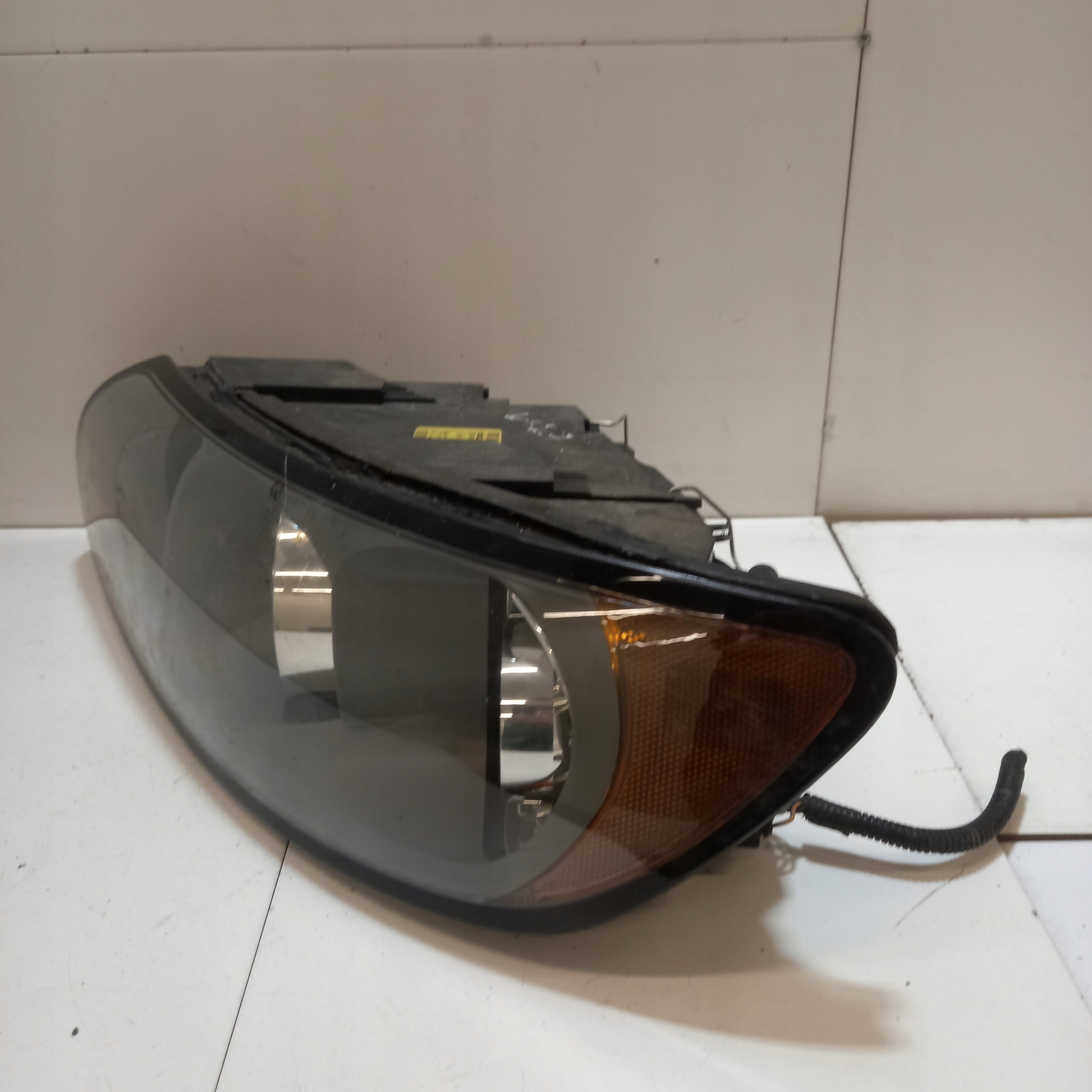 light left front VOLVO V50 30698885 0301198203