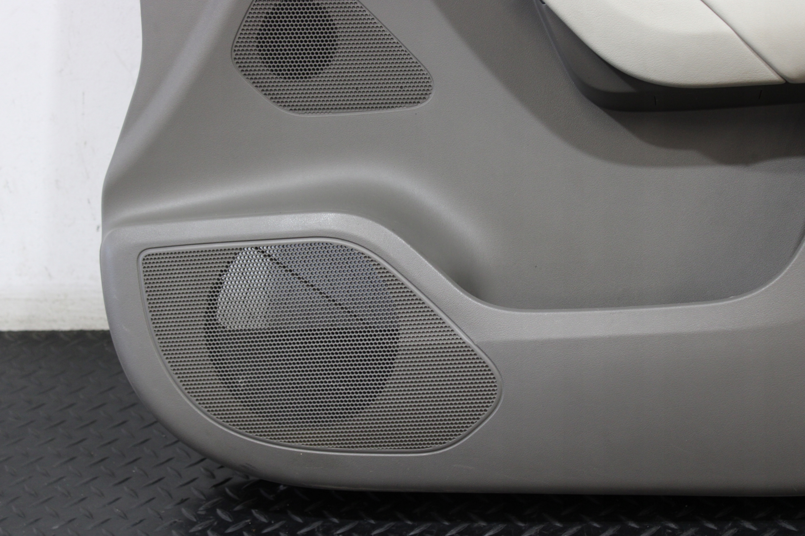 upholstery side door right front JAGUAR F-PACE X761