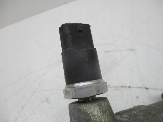 0281002405+ - alfa 156 Stilo 1.9 JTD датчик тиску палива