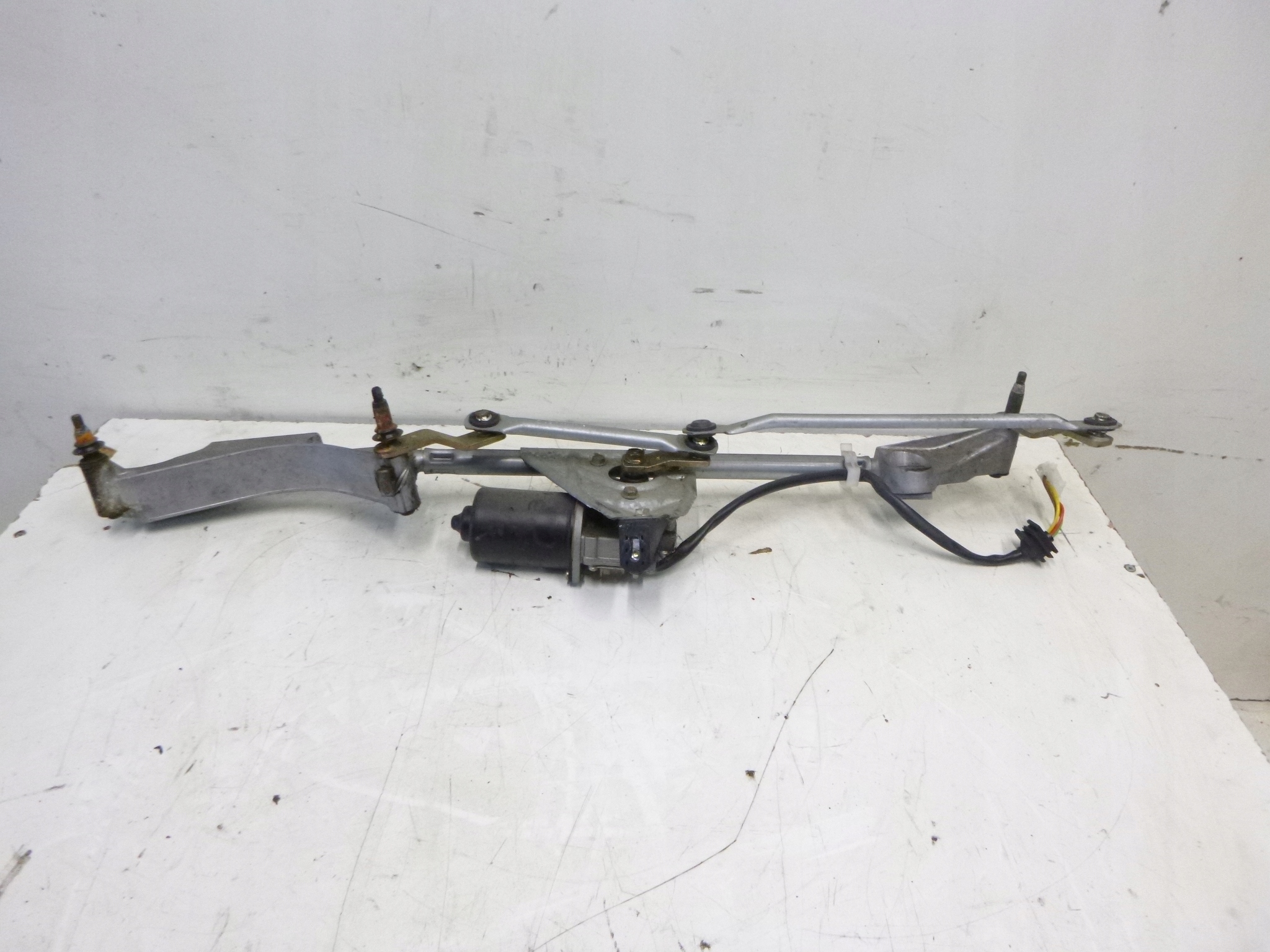 wiper mechanism front Mercedes W203 2001r.