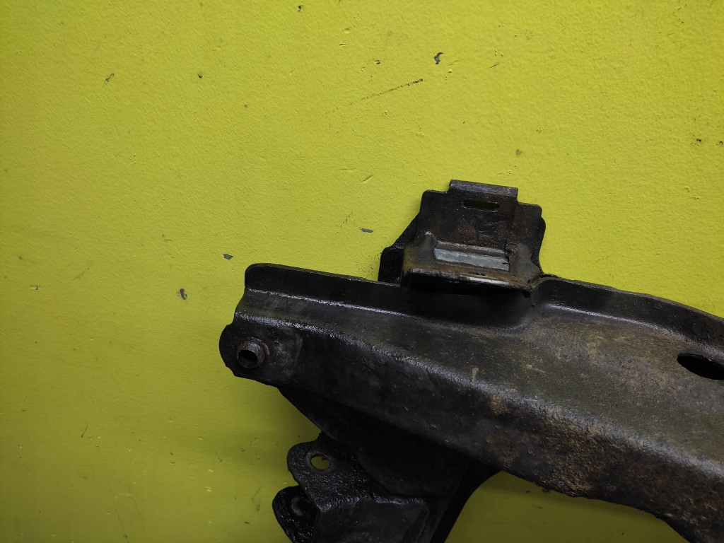 RENAULT CLIO II 1.5 DCI axle beam subframe axle beam