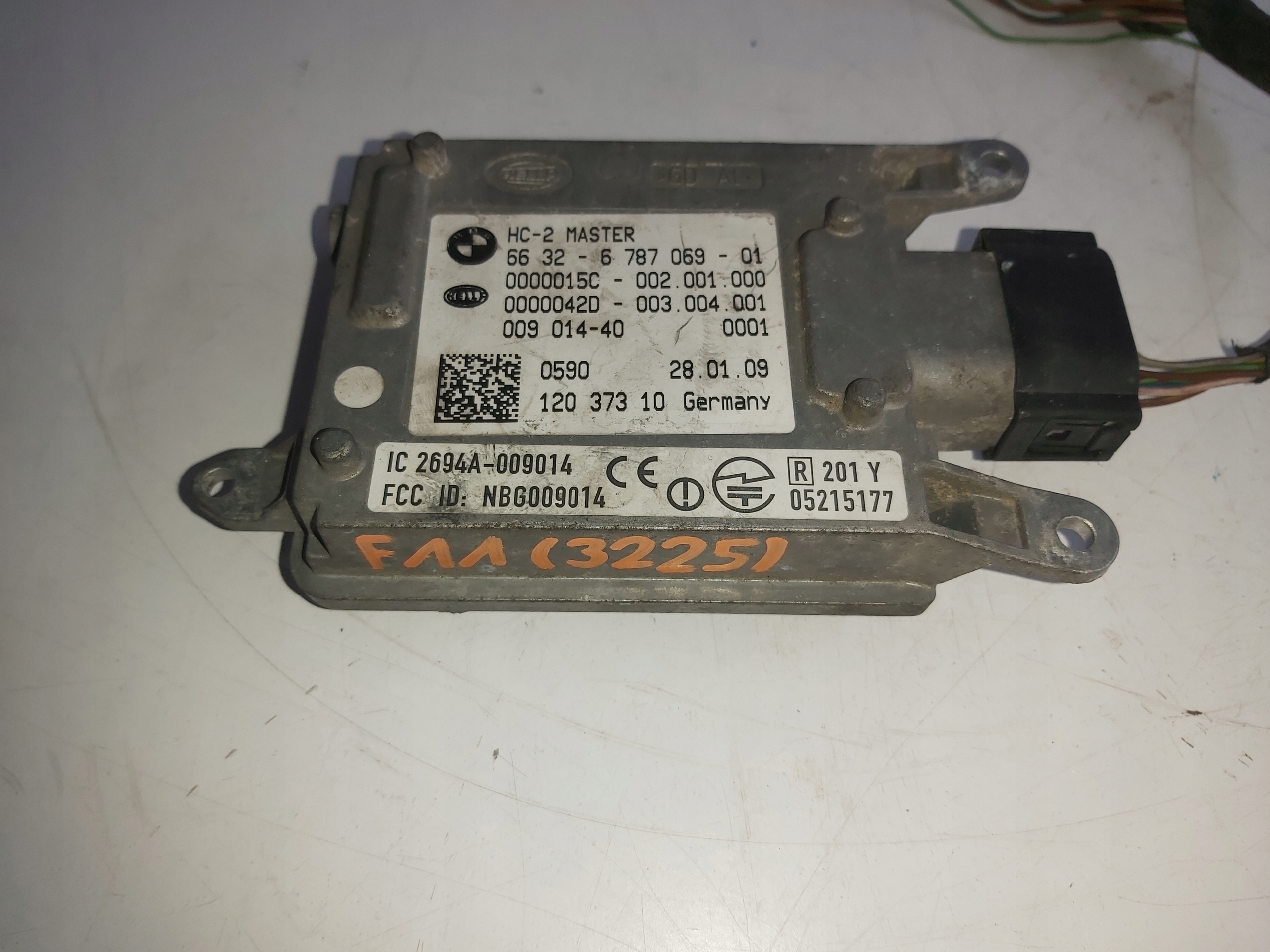 Czujnik Zmiany Pasa Ruchu BMW F01 F10 F11 6787069 Producent części BMW OE