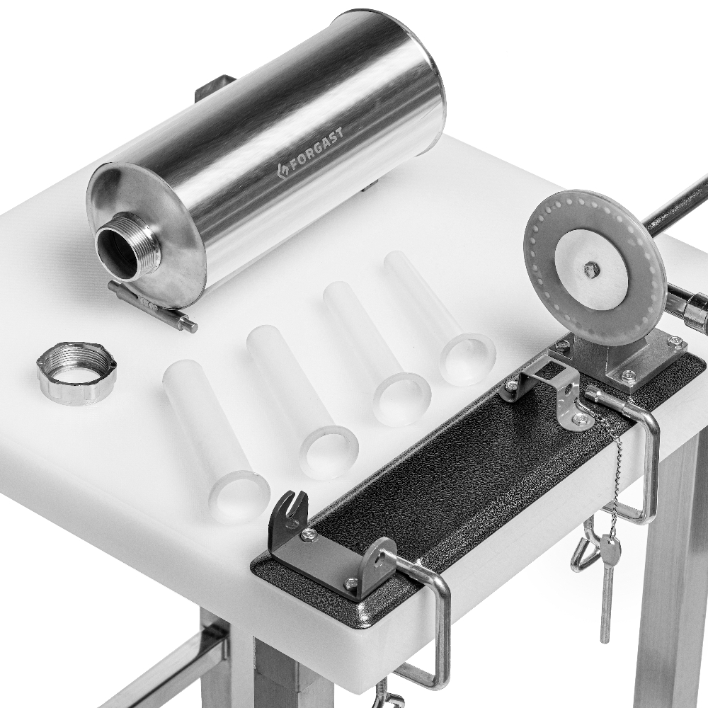 НАПОЛНЮВАЧ КОВБАС ГОРИЗОНТАЛЬНИЙ 3л FORGAST FG10614 Ручне живлення