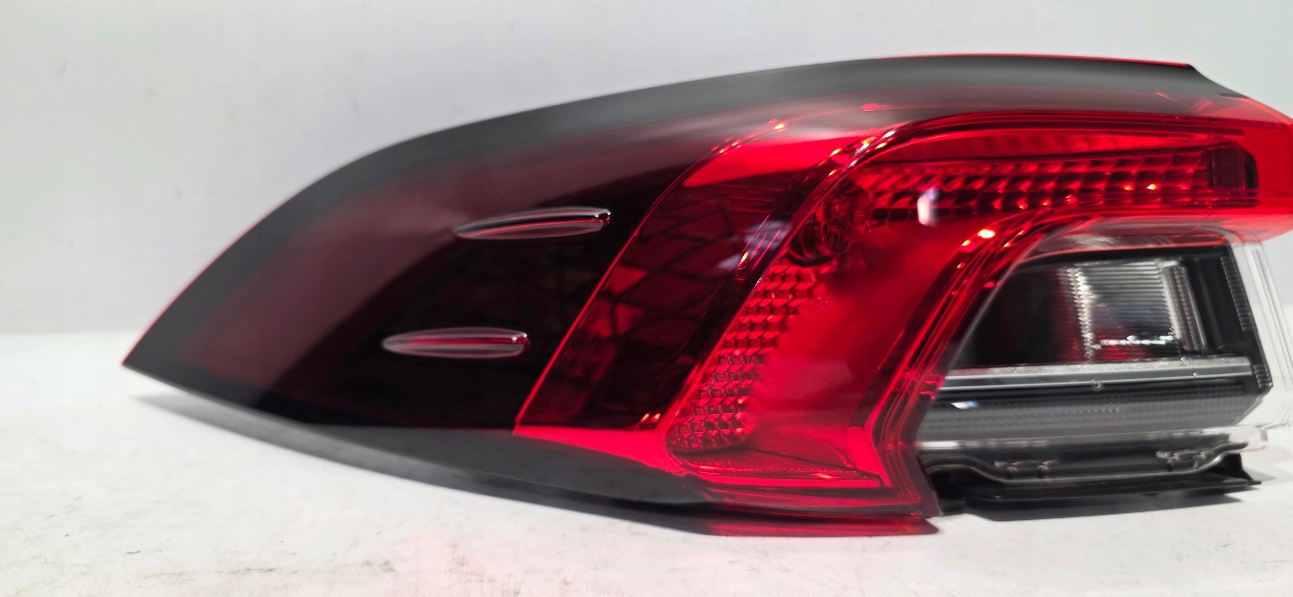 light left rear part rear TOYOTA COROLLA E21 sedan 18- original 81560-02D11