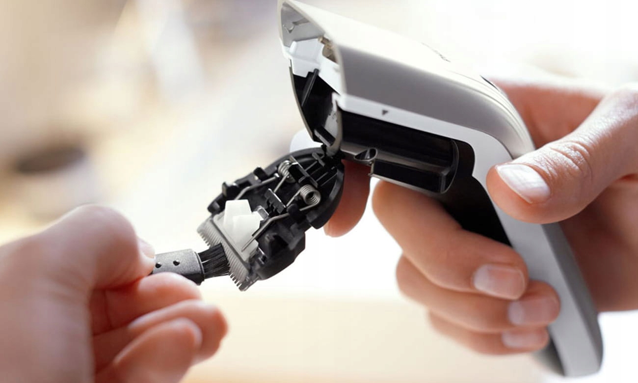 MASZYNKA DO STRZYŻENIA WŁOSÓW PHILIPS GOLARKA PREMIUM LINE TRYMER Głowica maszynki inna