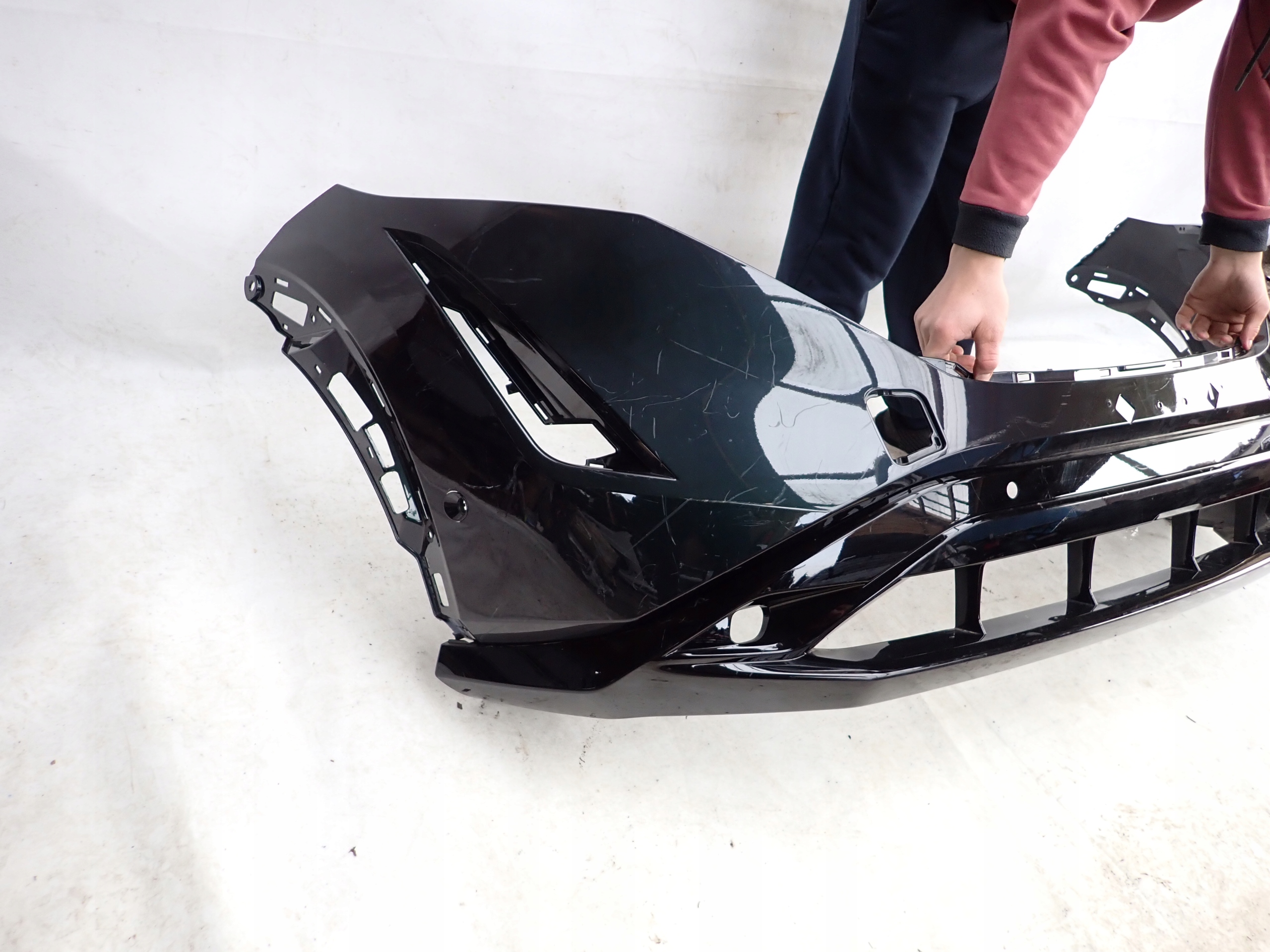 NISSAN ARIYA 22- bumper front front PDC
